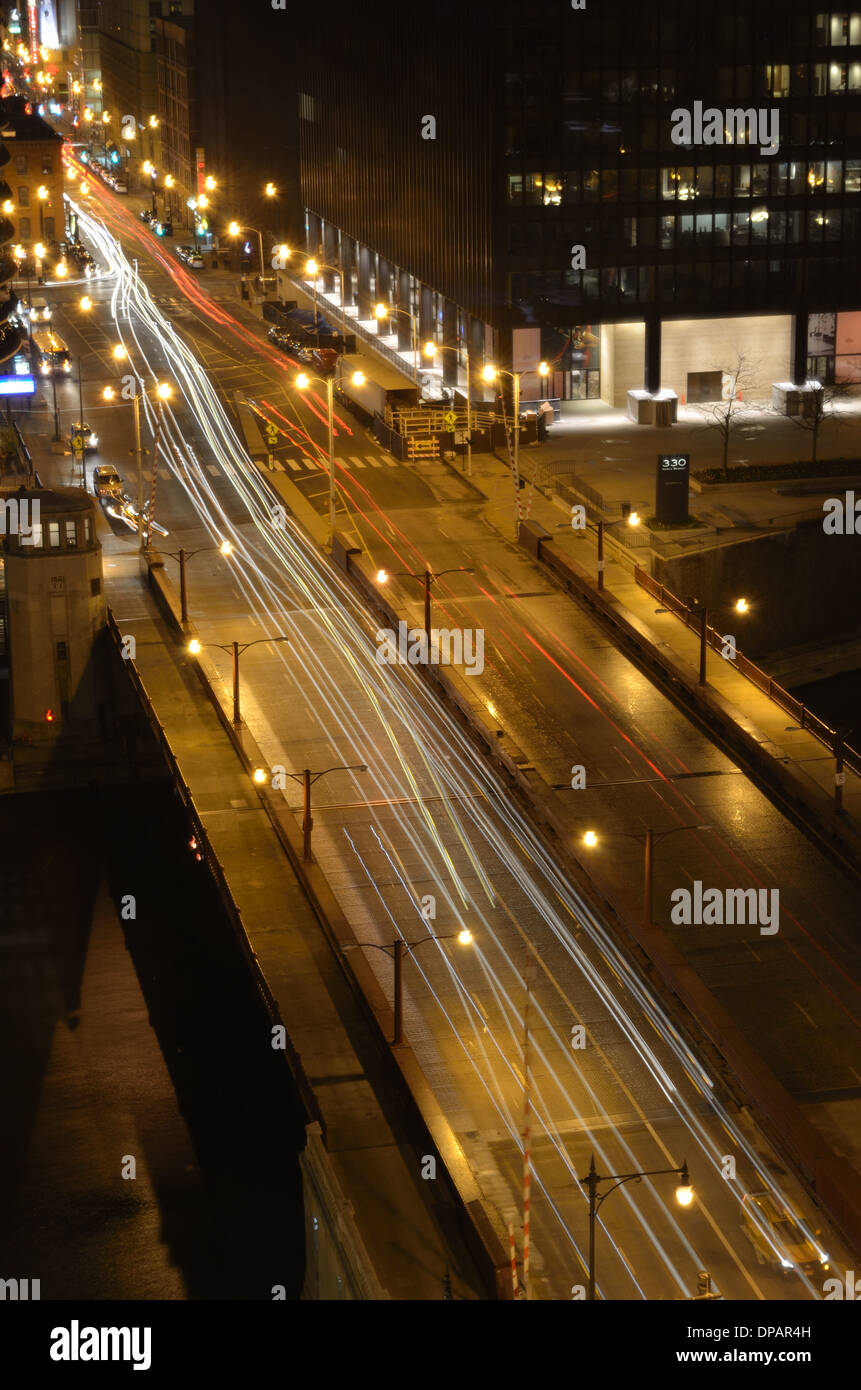 Auto città di Chicago sentieri di luce Foto Stock