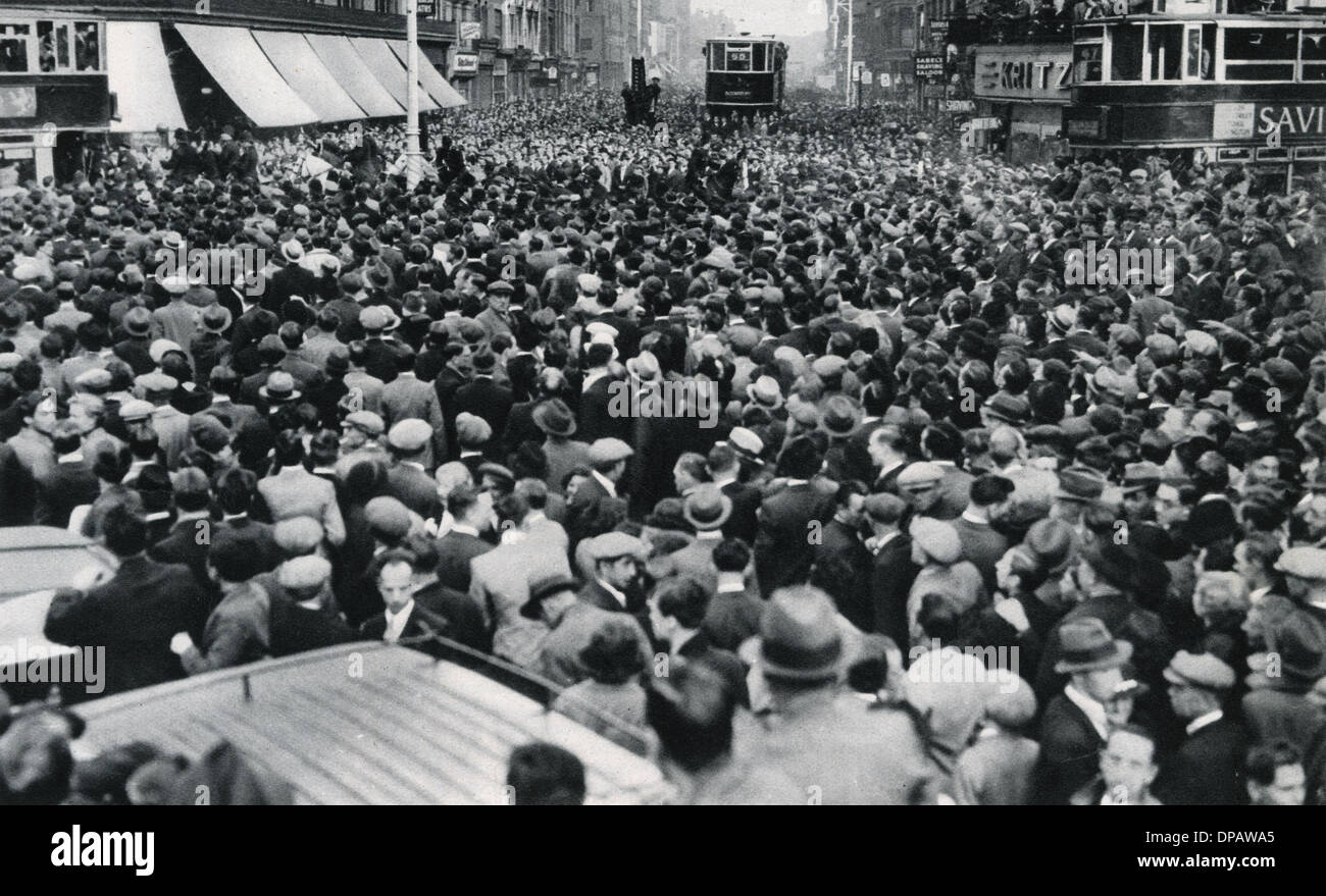 ANTI-fascisti folla/1936 Foto Stock