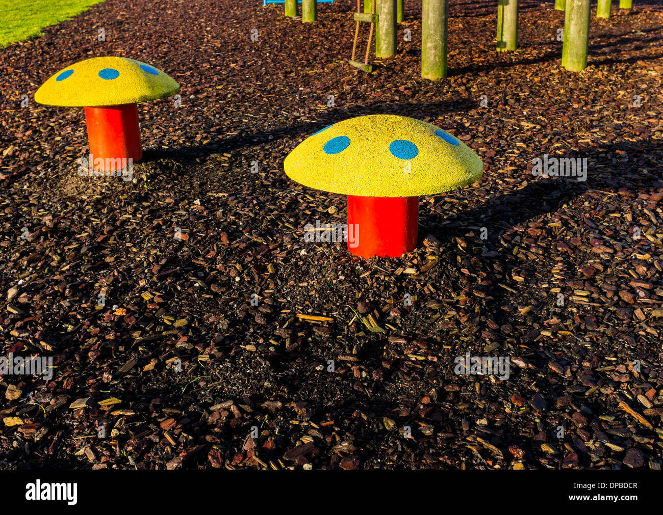 Toadstool sedile in una bagni turchi per bambini, Nottinghamshire, Inghilterra. Foto Stock