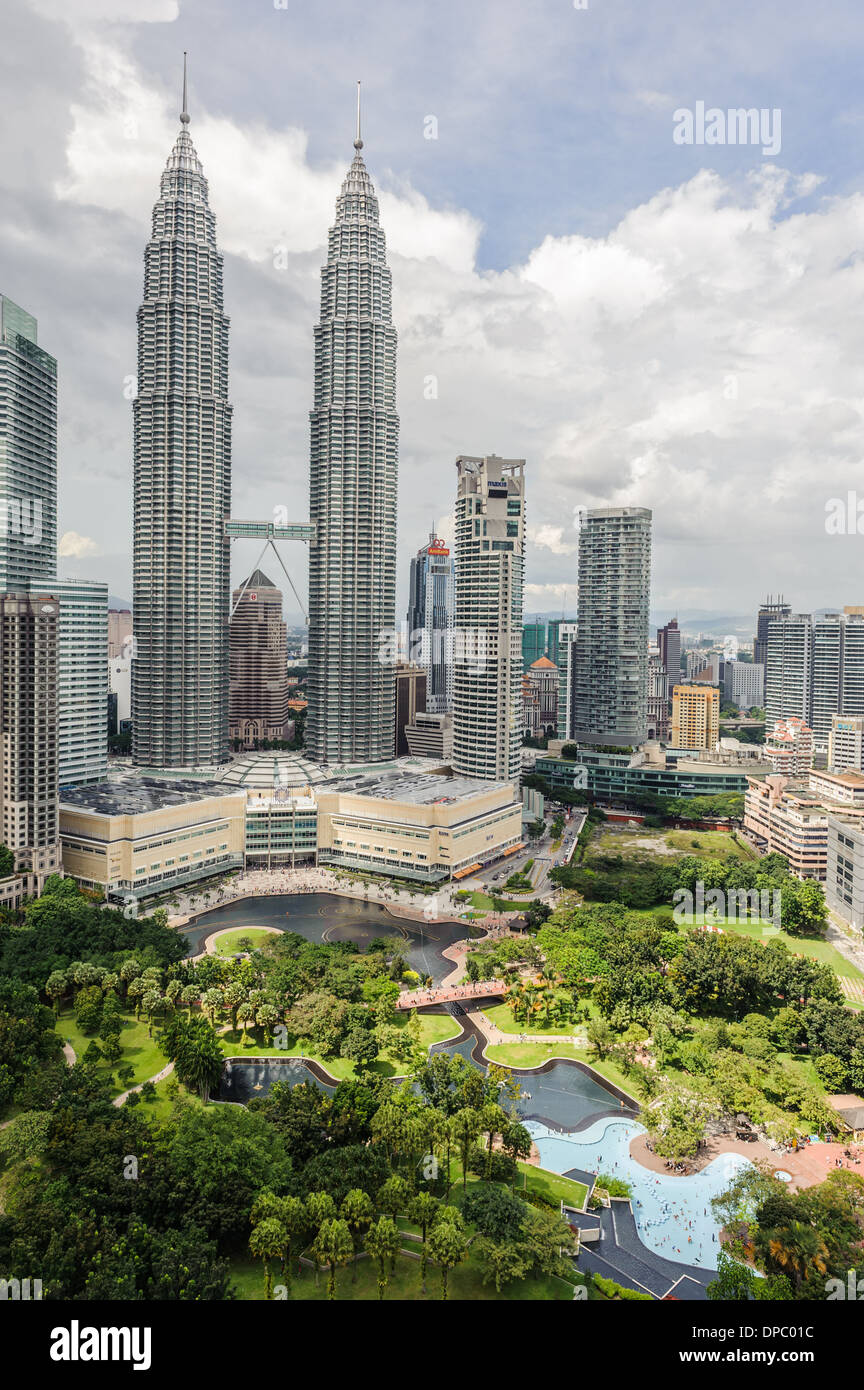 Torri Petronas, Kuala Lumpur, Malesia, Asia Foto Stock