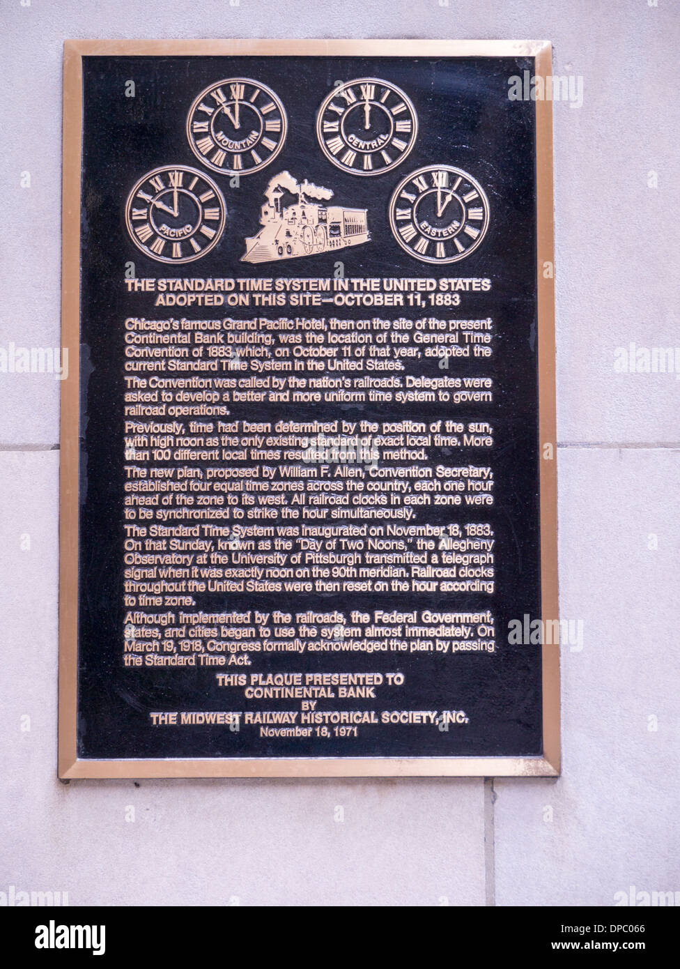 Il tempo standard di sistema è stato inaugurato negli Stati Uniti in 1883. La placca si trova nel quartiere finanziario di Chicago Foto Stock