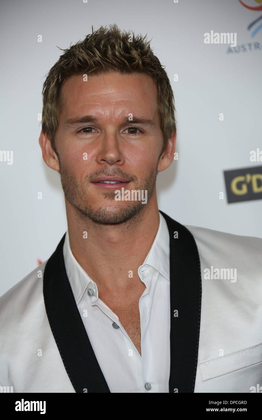 Los Angeles, Stati Uniti d'America. 11 gennaio 2014. Attore australiano Ryan Kwanten assiste il 2014 G'Day USA Los Angeles black tie gala a JW Marriott Hotel in L.A. Vive a Los Angeles, Stati Uniti d'America, il 11 gennaio 2014. Credito: dpa picture alliance/Alamy Live News Foto Stock