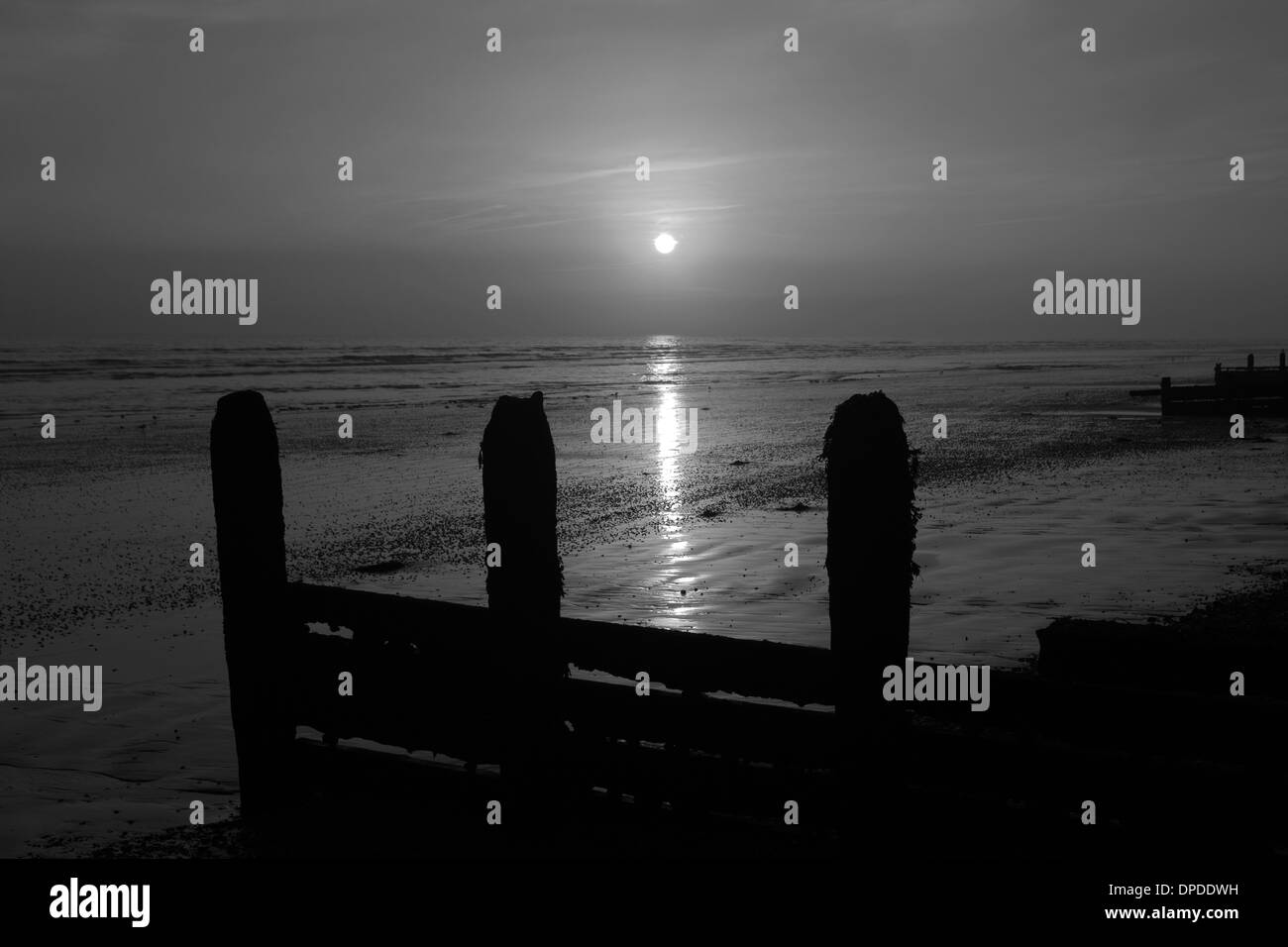 Tramonto sulla spiaggia Worthing, Worthing town, West Sussex County, England, Regno Unito Foto Stock