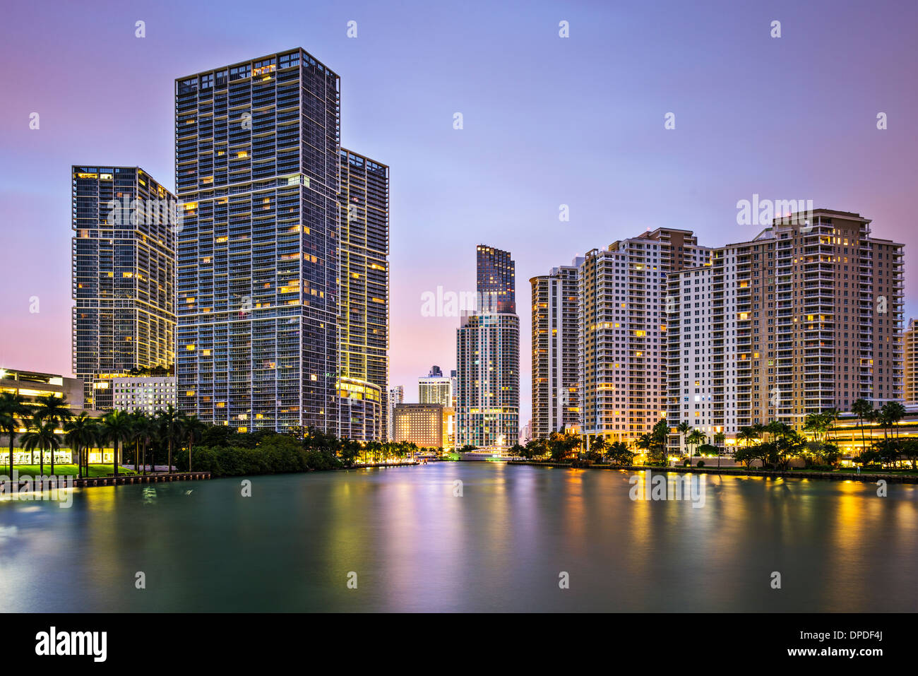 Miami, Florida, Stati Uniti d'America a Brickell Key e il fiume Miami. Foto Stock