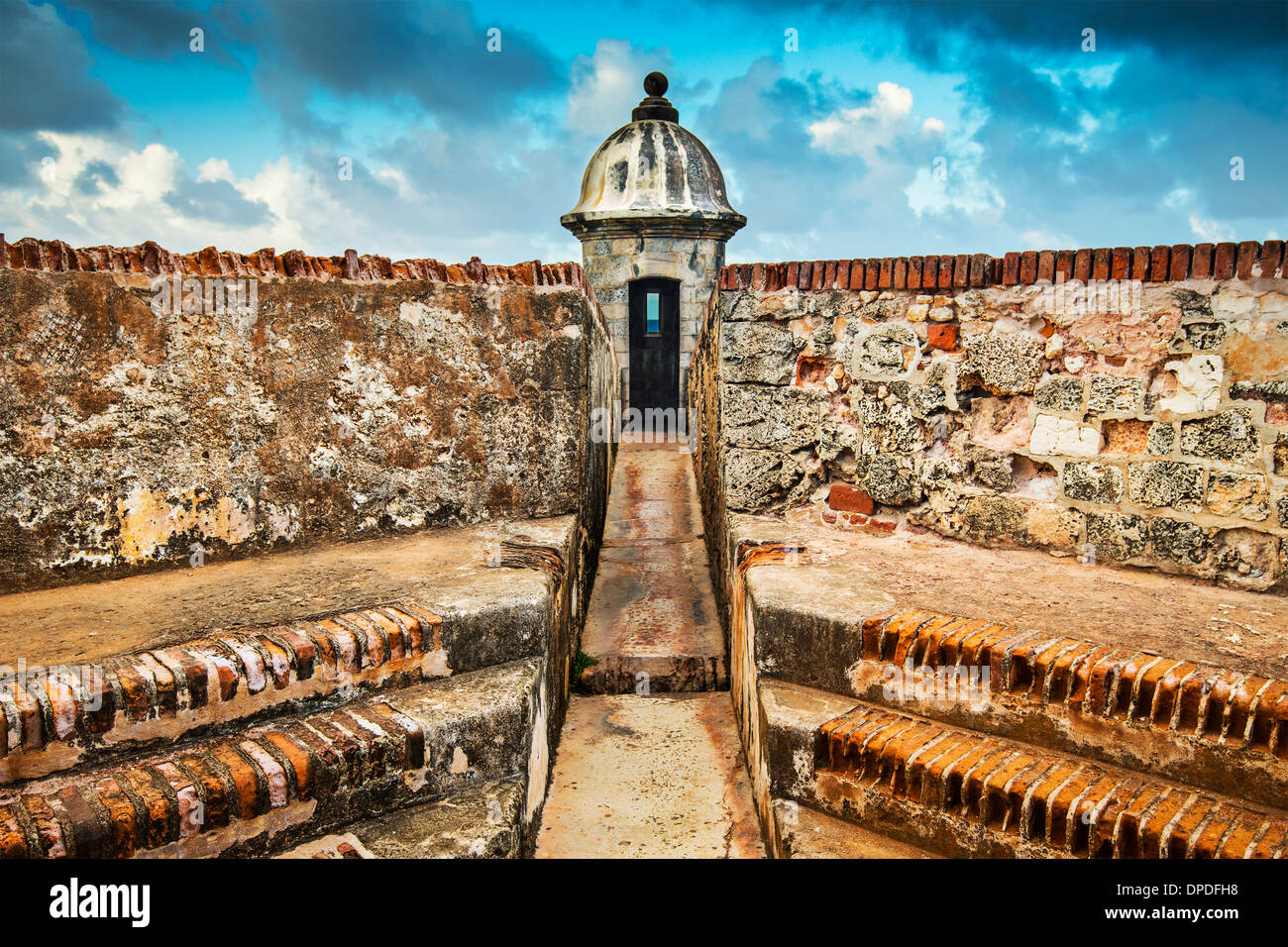 San Juan, Puerto Rico costa a Fort San Felipe del Morro. Foto Stock