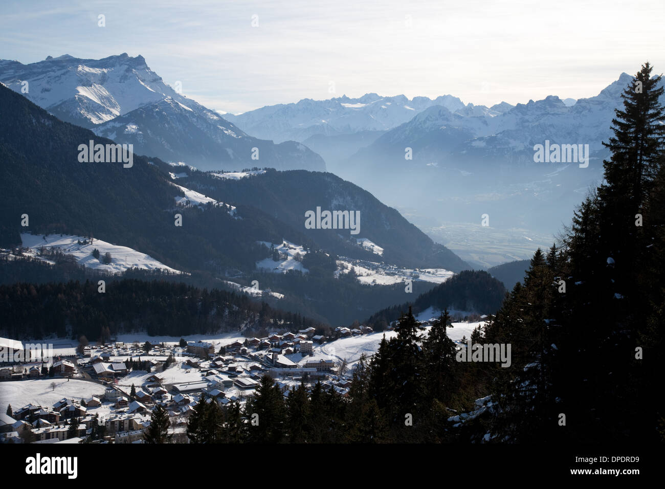 Lo sci alpino villaggio di Leysin a 1350m, alpi svizzere, Vaud, in Svizzera Europa Foto Stock
