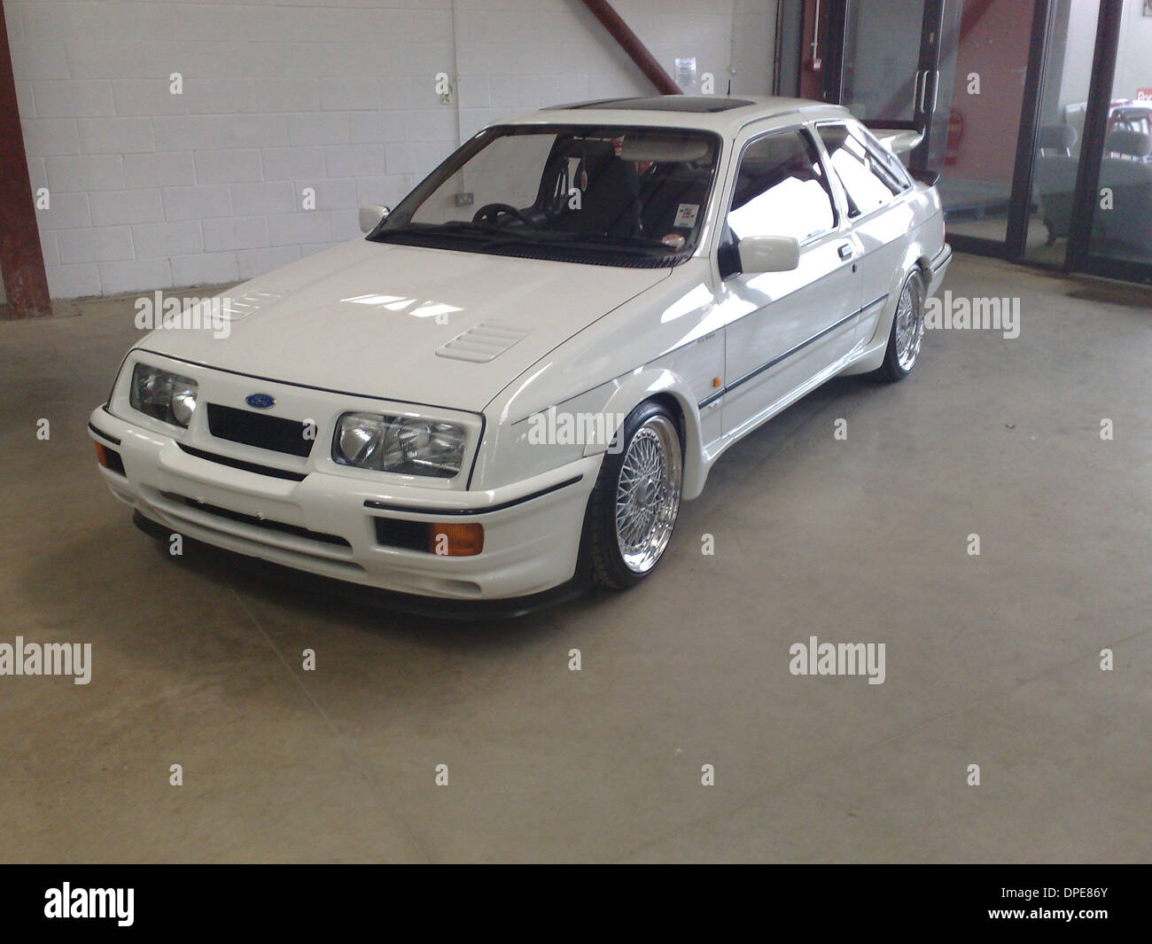 Ford Sierra RS500 Cosworth - Edizione speciale di 500 auto da strada degli anni ottanta - Vista anteriore MK1 1a generazione Foto Stock