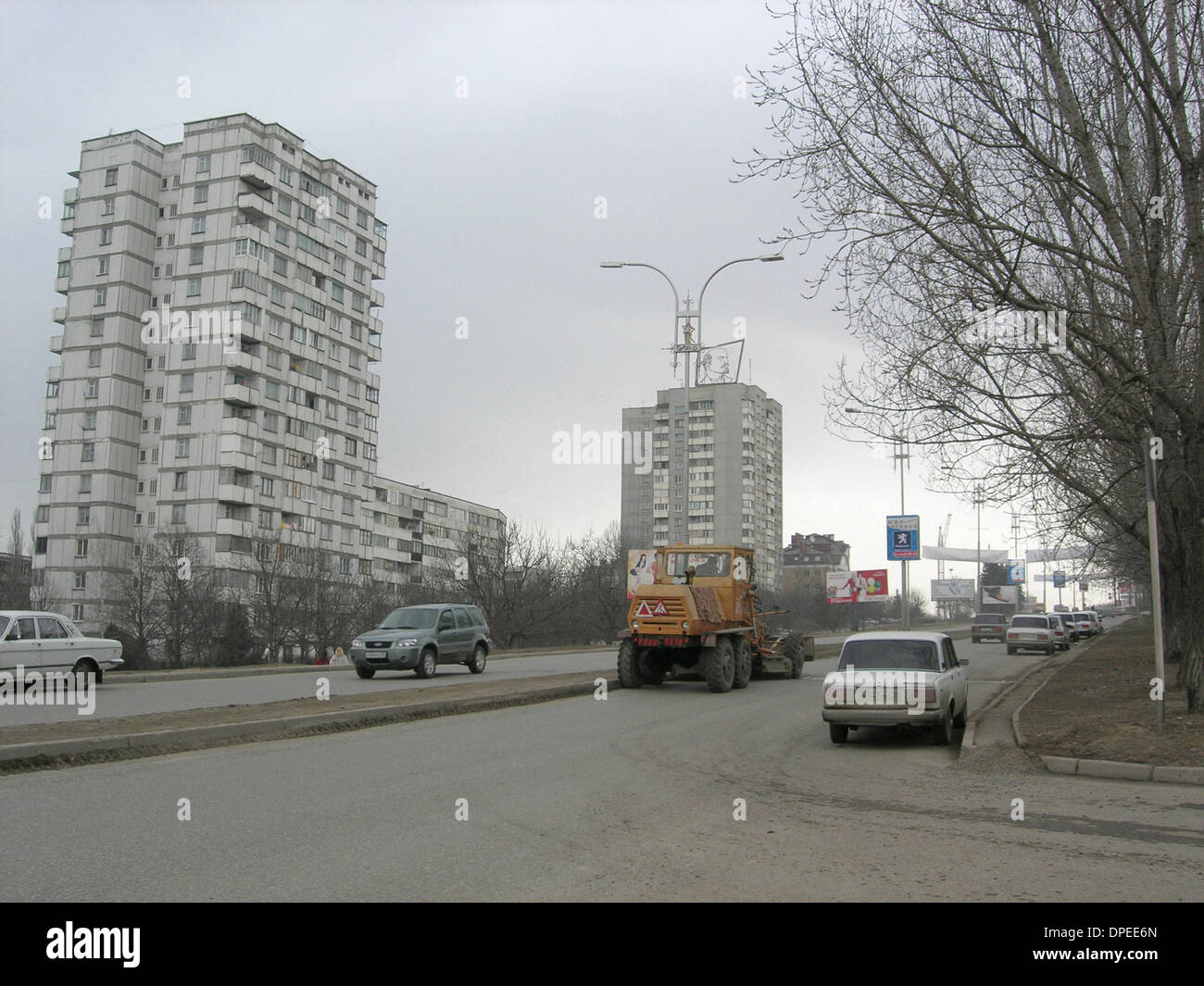 Oct 14, 2006 - Pyatigorsk, Stavropol Krai, Federazione Russa - Pyatigorsk è una città sul fiume Podkumok nel distretto federale meridionale della Russia è stato fondato nel 1780, ed è stato un centro termale con sorgenti di acqua minerale dal 1803. Negli ultimi anni la regione del Caucaso settentrionale della Russia ha sofferto a causa della sua vicinanza al conflitto ceceno, mentre tutta la Russia ha faticato Foto Stock