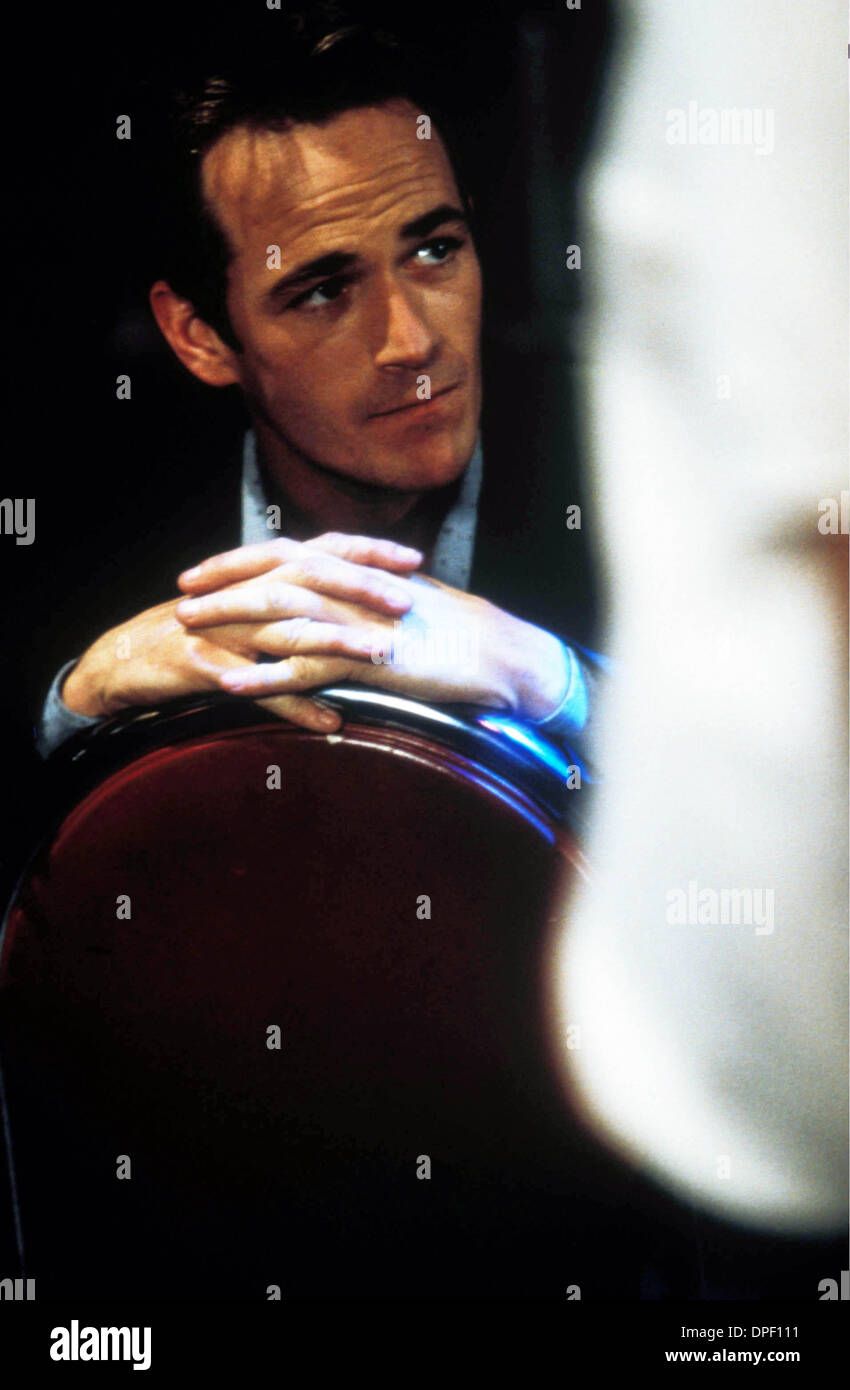 Lug. 19, 2006 - K15110LL.BEVERLY HILLS, 90210.TV-FILM STILL. LUKE PERRY (credito Immagine: © Globo foto/ZUMApress.com) Foto Stock