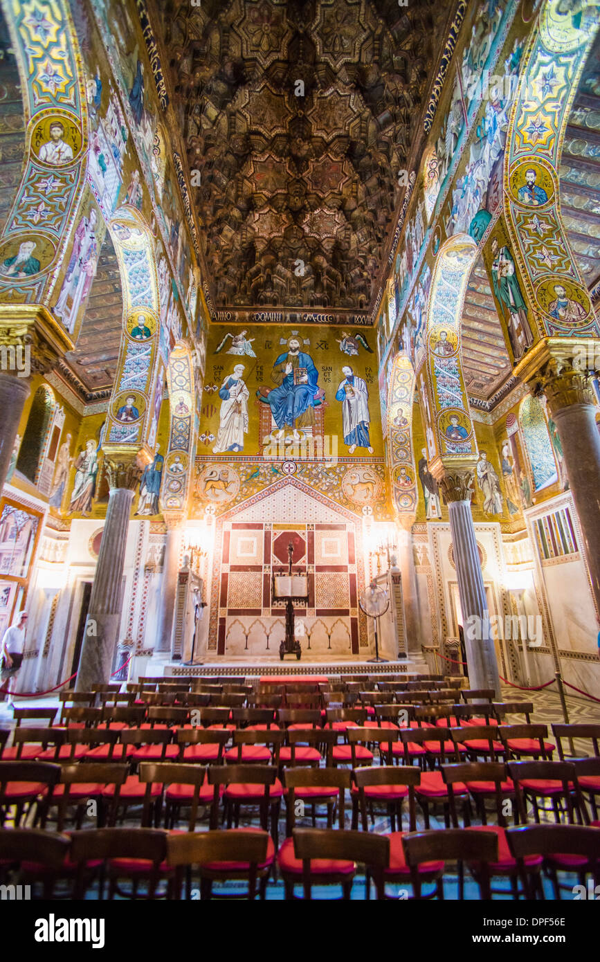 La cappella reale (Cappella Palatina) (Cappella Palatina) presso il Palazzo Reale di Palermo (Palazzo Reale), Palermo, Sicilia, Italia Foto Stock