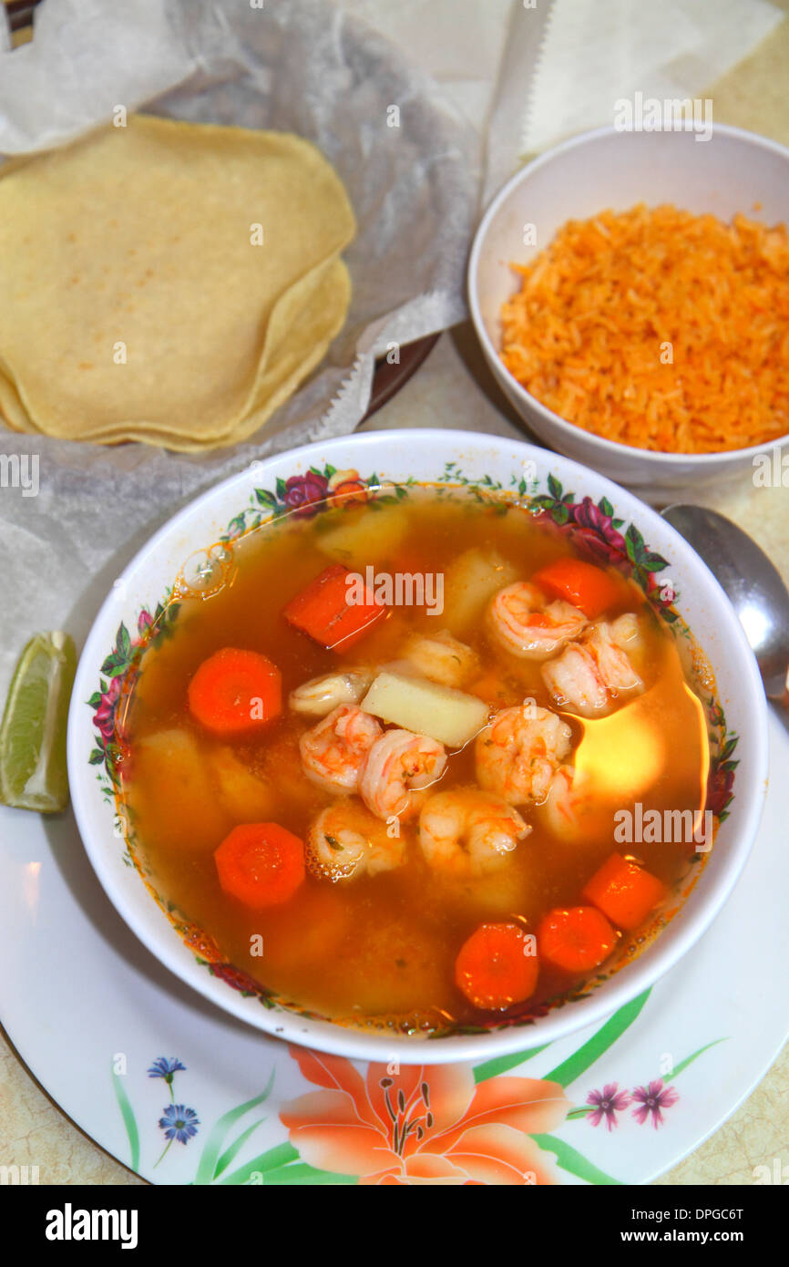 Miami Florida,Homestead,Rosita's Mexican Food,ristorante ristoranti ristoranti food dining cafe', cibo, zuppa,cena,frutti di mare,gamberi,gamberi,FL131031016 Foto Stock