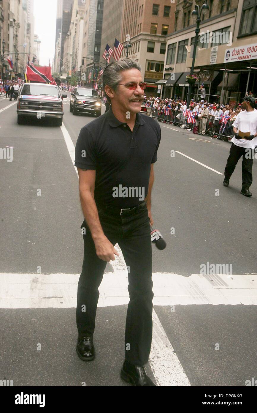 Giugno 9, 2006 - New York New York, Stati Uniti - La 50TH Annuale di Puerto Rican DAY PARADE.Fifth Avenue 06-10-2007. 2007.Geraldo Rivera.K53413RM.(Immagine di credito: © Rick Mackler/Globe foto/ZUMAPRESS.com) Foto Stock
