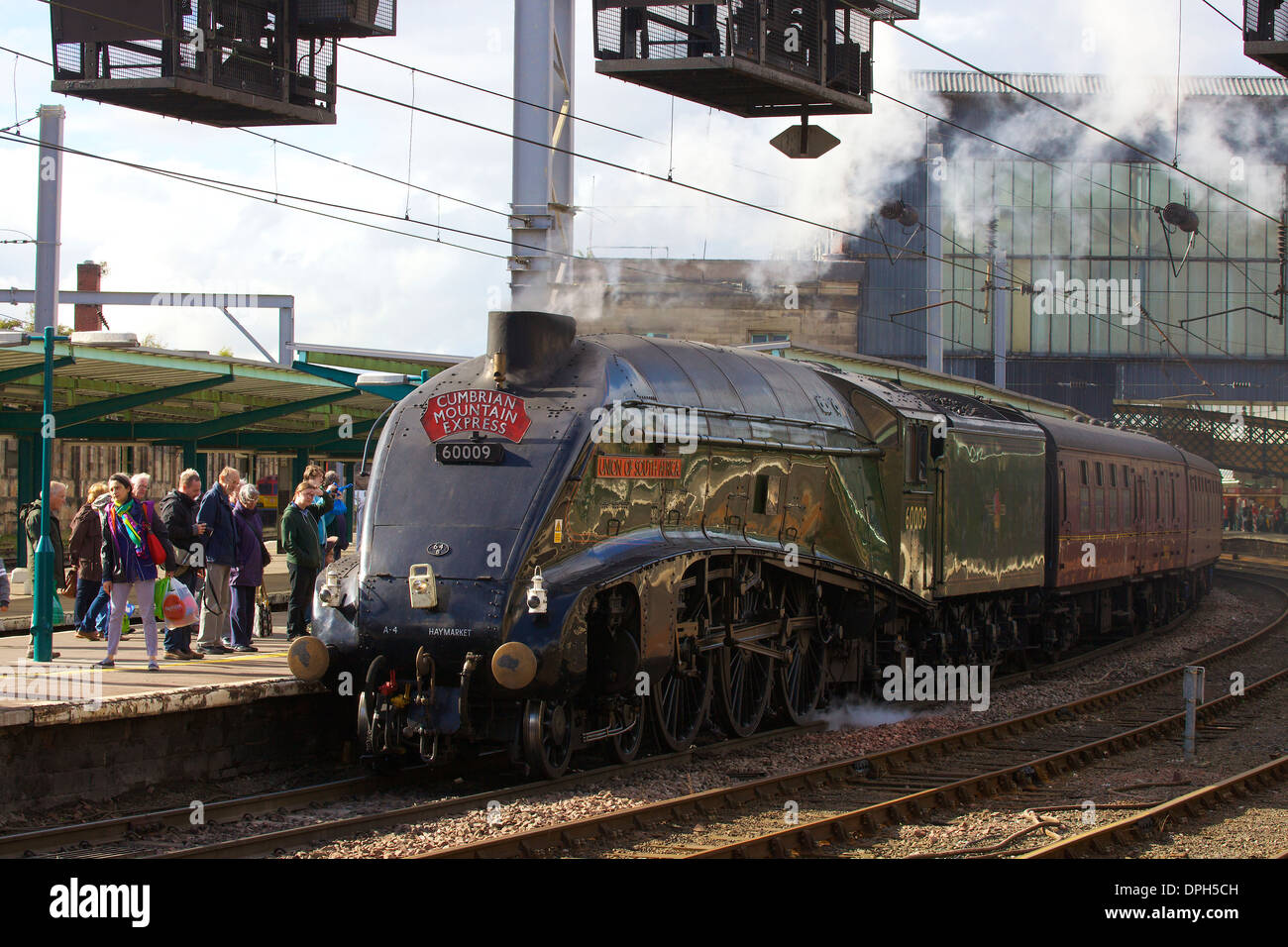 LNER Classe A4 60009 Unione del Sud Africa a Carlisle Stazione ferroviaria Carlisle Cumbria Inghilterra Regno Unito Gran Bretagna Foto Stock