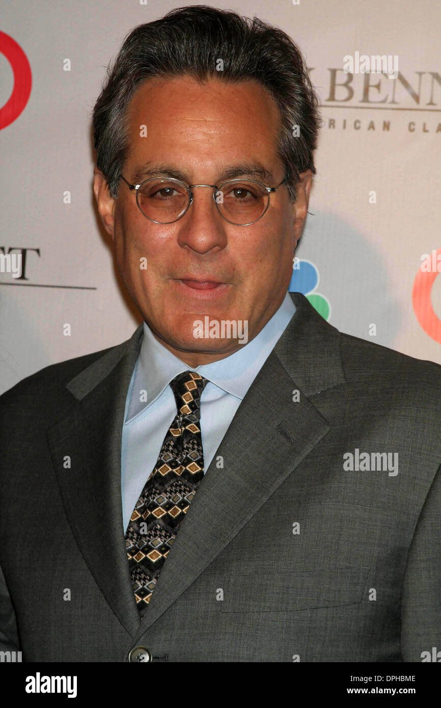 Nov. 16, 2006 - New York New York, Stati Uniti - K50773ML.TARGET presenta ''Tony Bennett: An American Classic'' Premiere mondiale Teatro Ziegfeld , New York New York 11-15-2006. - 2006.MAX WEINBERG(Immagine di credito: © Mitchell Levy/Globe foto/ZUMAPRESS.com) Foto Stock