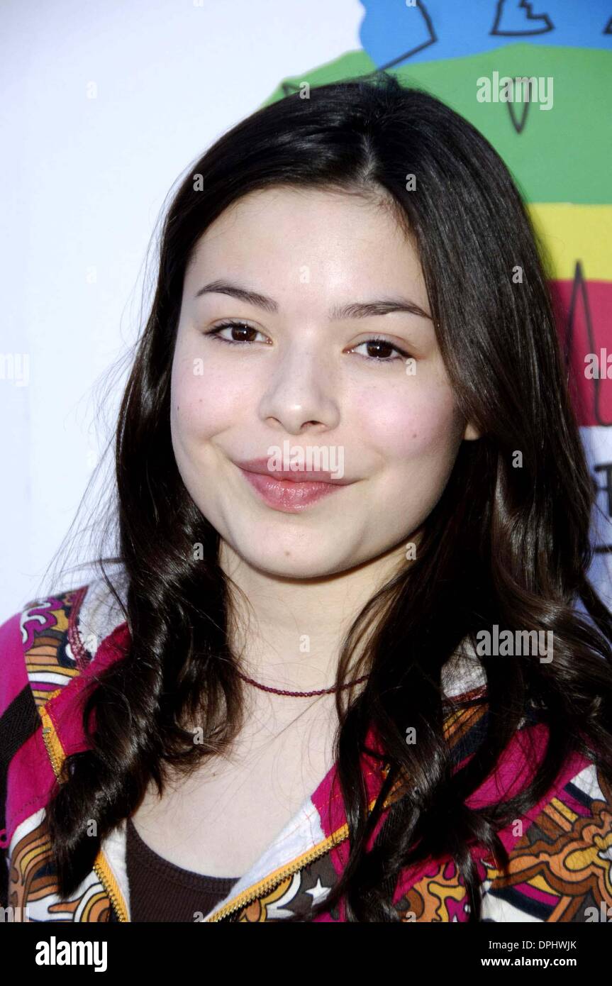 Ottobre 22, 2006 - Hollywood, California, Stati Uniti - Miranda Cosgrove durante il XIV accampamento annuale Ronald McDonald Family Holloween Carnevale, tenutasi presso gli Universal Studios Backlot, il 22 ottobre 2006 a Los Angeles. / Superstar immagini - K50369MGE(Immagine di credito: © Michael Germana Globo/foto/ZUMAPRESS.com) Foto Stock