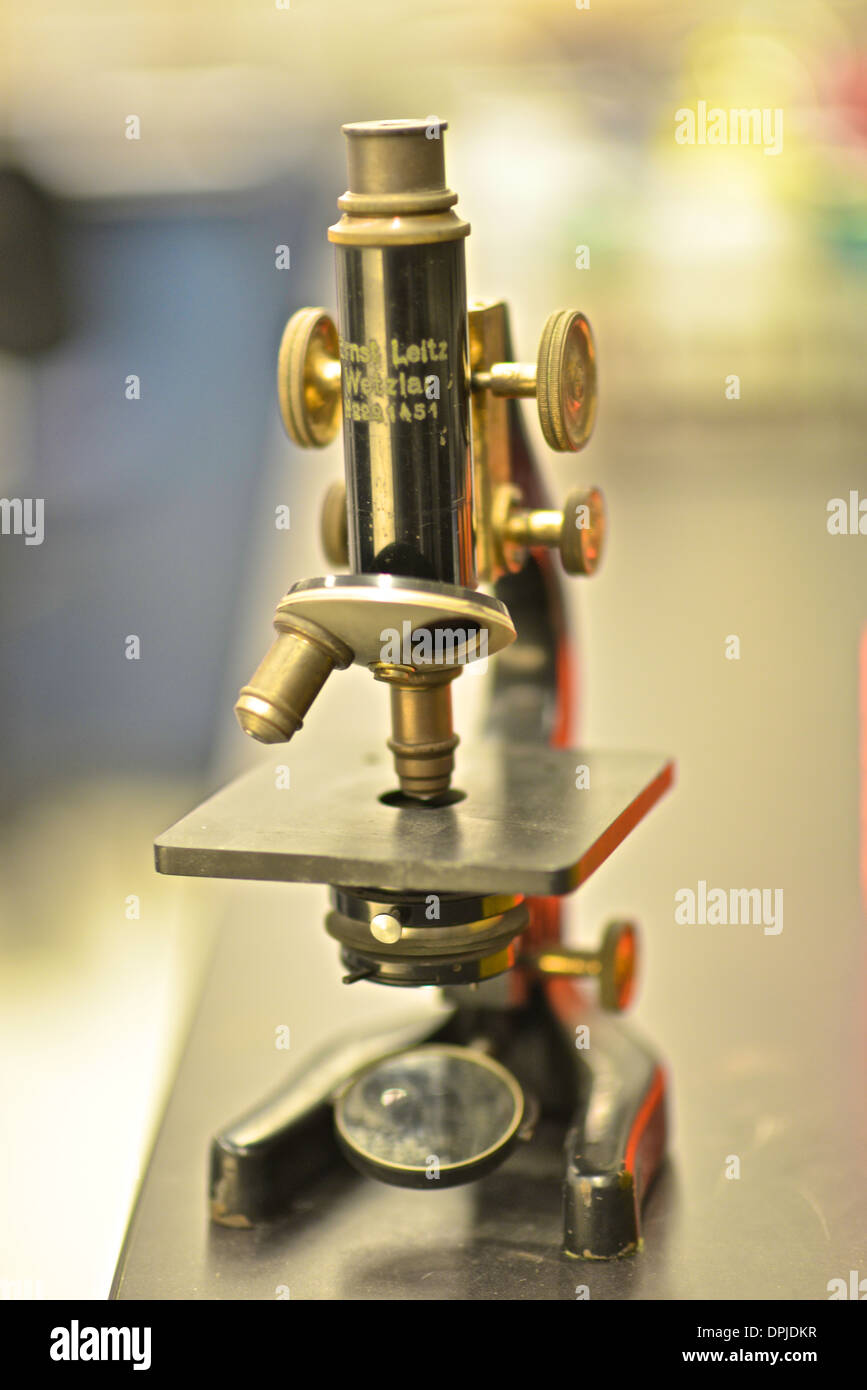 Vintage microscopio Leitz Foto Stock