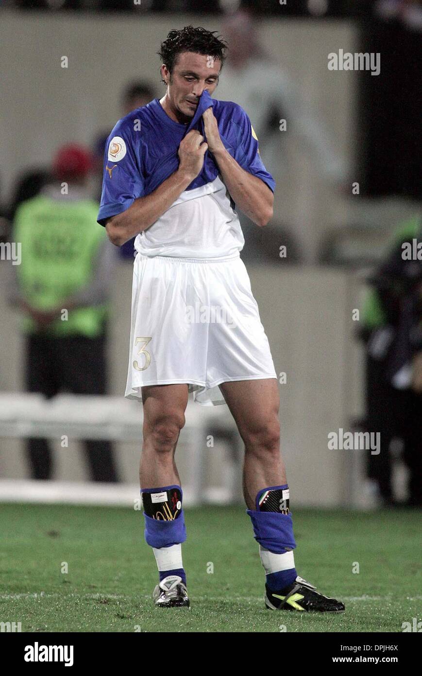 MASSIMO ODDO.ITALIA V BULGARIA.ITALIA V BULGARIA EURO 2004.D. AFONSO HENRIQUES STADIUM, Guimaraes, Portogallo.22/06/2004.DIG24991.K47872.WORLD CUP 2006 ANTEPRIMA Foto Stock