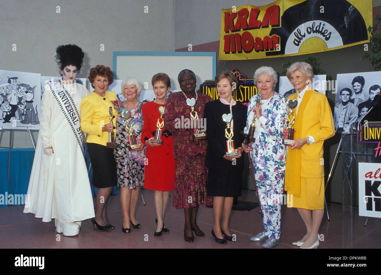 Ottobre 23, 2006 - JANEWYATTRETRO.L1481.1991.sposa di Frankenstein, Marion Ross, PENNY SINGLETON, ESTHER ROLLE JANE WYATT JEAN VANERPUL E BARBARA BILLINGSLEY. CRAIG SKINNER- foto(Immagine di credito: © Globo foto/ZUMAPRESS.com) Foto Stock