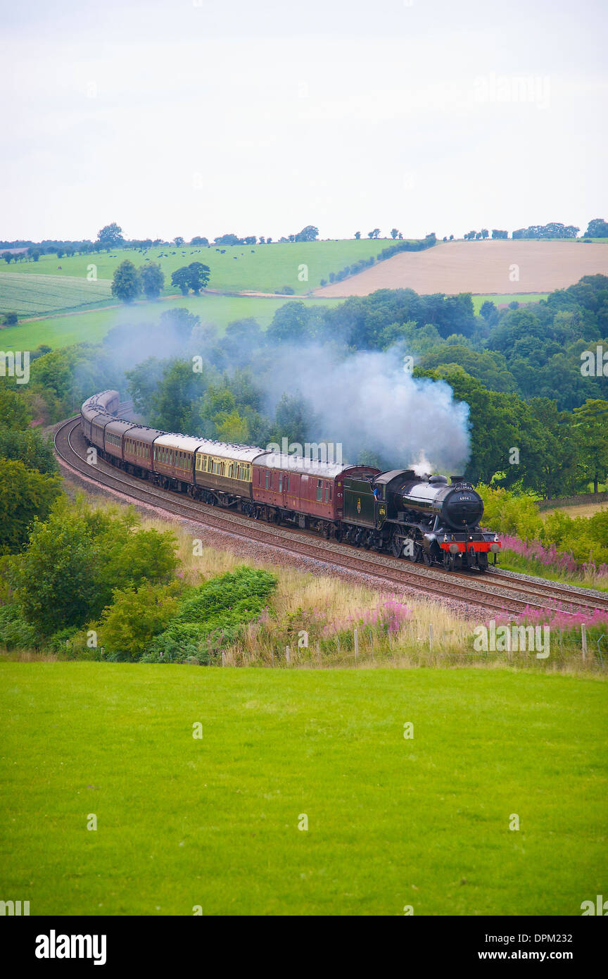 LNER Classe K4 2-6-0 "Il grande Marchese " Treno a vapore vicino a bassa Barone fattoria di legno Armathwaite, accontentarsi di linea di Carlisle, Eden Valley Foto Stock