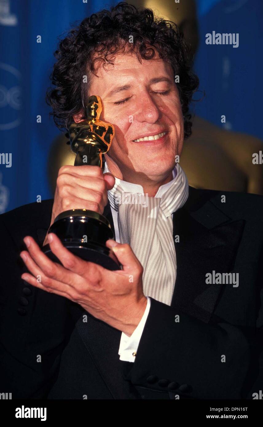 1 febbraio 2006 - K8146LR.69TH ACADEMY AWARDS OSCARS.1997.GEOFFREY RUSH. LISA ROSE - Foto di credito(Immagine: © Globo foto/ZUMAPRESS.com) Foto Stock