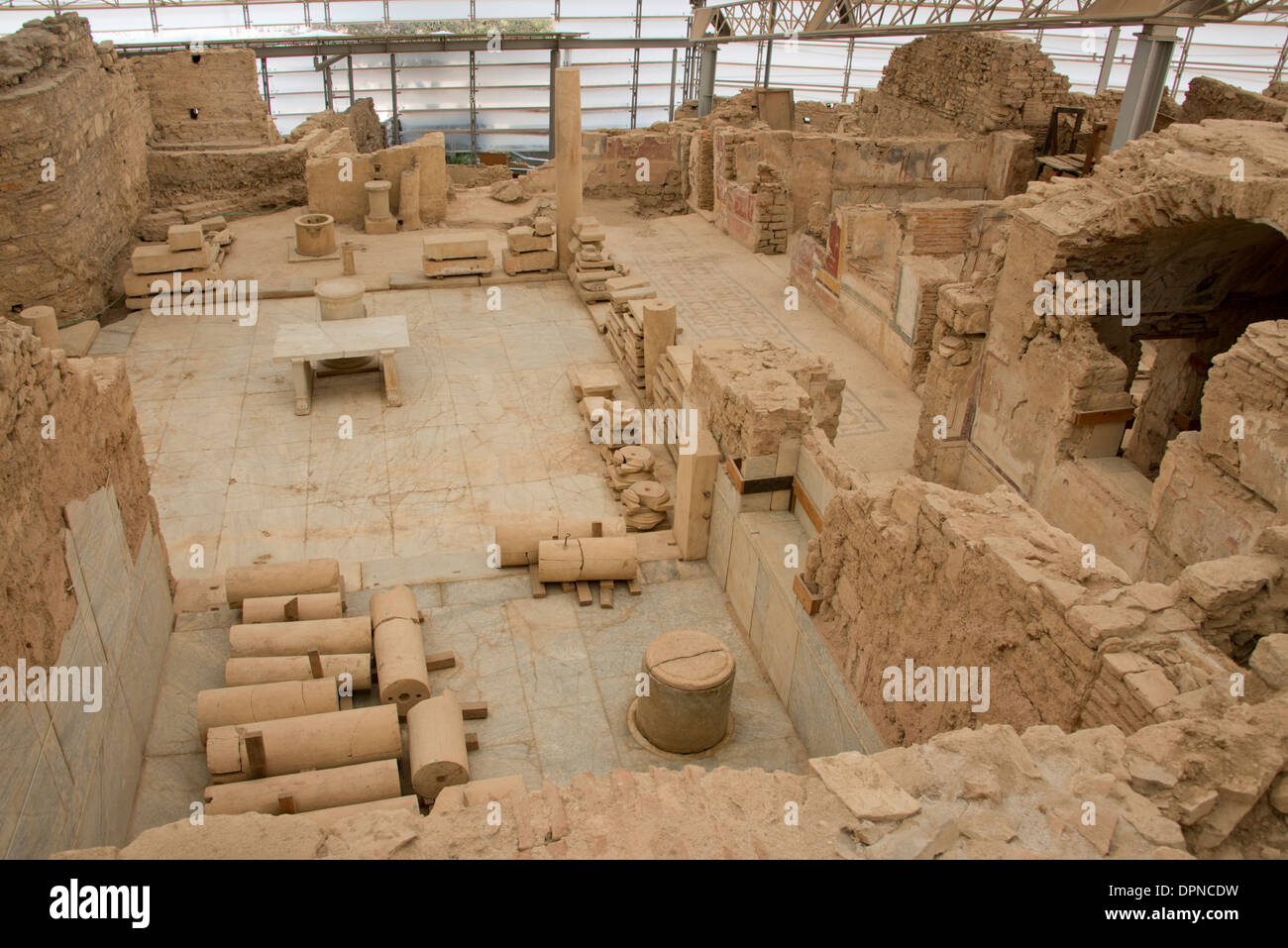 Turchia, Efeso. Centro storico case Terrazza. Panoramica degli interni del complesso del museo con le antiche rovine. Foto Stock