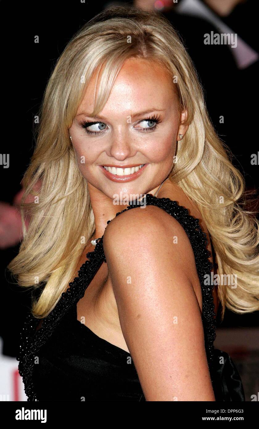 Nov. 6, 2006 - Londra Centro Televisivo, LONDRA, INGHILTERRA - EMMA BUNTON.cantante..ARRIVA PER IL 2006 Daily Mirror PRIDE OF BRITAIN AWARDS A LONDRA CENTRO TELEVISIVO IN LONDON SE1...06/11/2006.... .. - 11-06-2006.K506111.(Immagine di credito: © Globo foto/ZUMAPRESS.com) Foto Stock