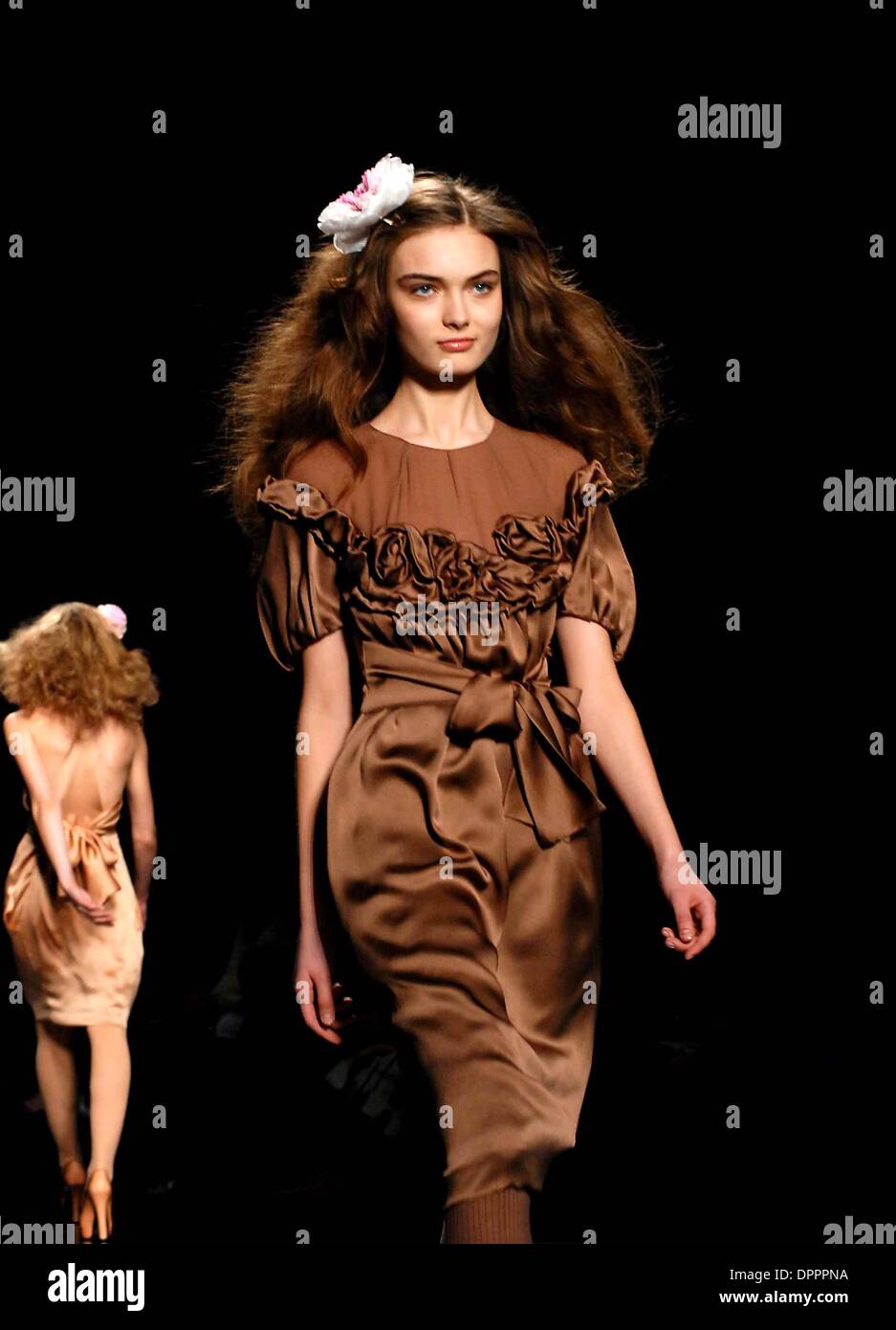 Mar 4, 2006 - K47147.PARIS Fashion Show 2007.Défilé Sonia RYKIEL, Parigi 03/03/2006.© Saletnik-PixPlanete-(Immagine di credito: © Globo foto/ZUMAPRESS.com) Foto Stock