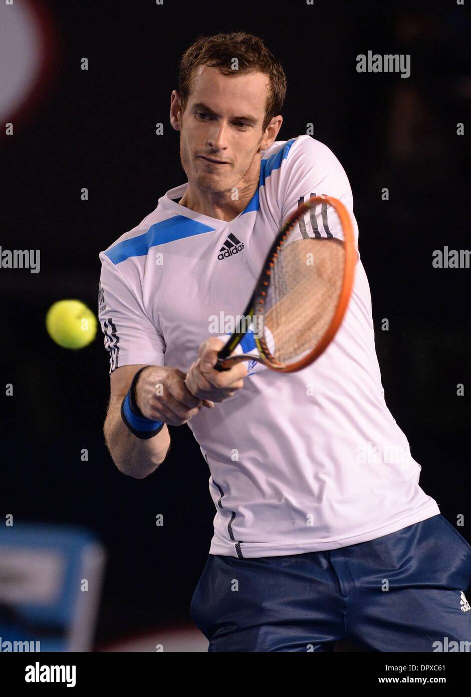 Melbourne, Australia. 16 gennaio, 2014. Andy Murray della Gran Bretagna restituisce la sfera durante gli uomini s singoli secondo turno il match contro Vincent Millot della Francia al 2014 Australian Open di tennis nel torneo di Melbourne il 16 gennaio 2014. Murray ha vinto 3-0. Credito: Azione Sport Plus/Alamy Live News Foto Stock