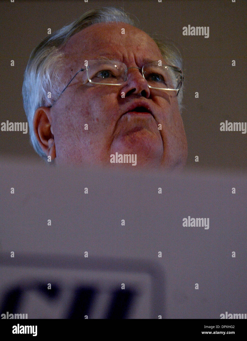 Maggio 05, 2009 - New Delhi NCR (regione della capitale nazionale), India - AMBASCIATORE ROBERT BLACKWILL, ex ambasciatore statunitense in India e Senior Fellow e Senior Advisor del presidente, RAND Corporation indirizzi in una sessione su "noi-India relazioni" organizzato congiuntamente dalla confederazione dell'industria indiana (CII) e Aspen Institute India. BLACKWILL detto entrambi i paesi dovrebbero intensificare Foto Stock