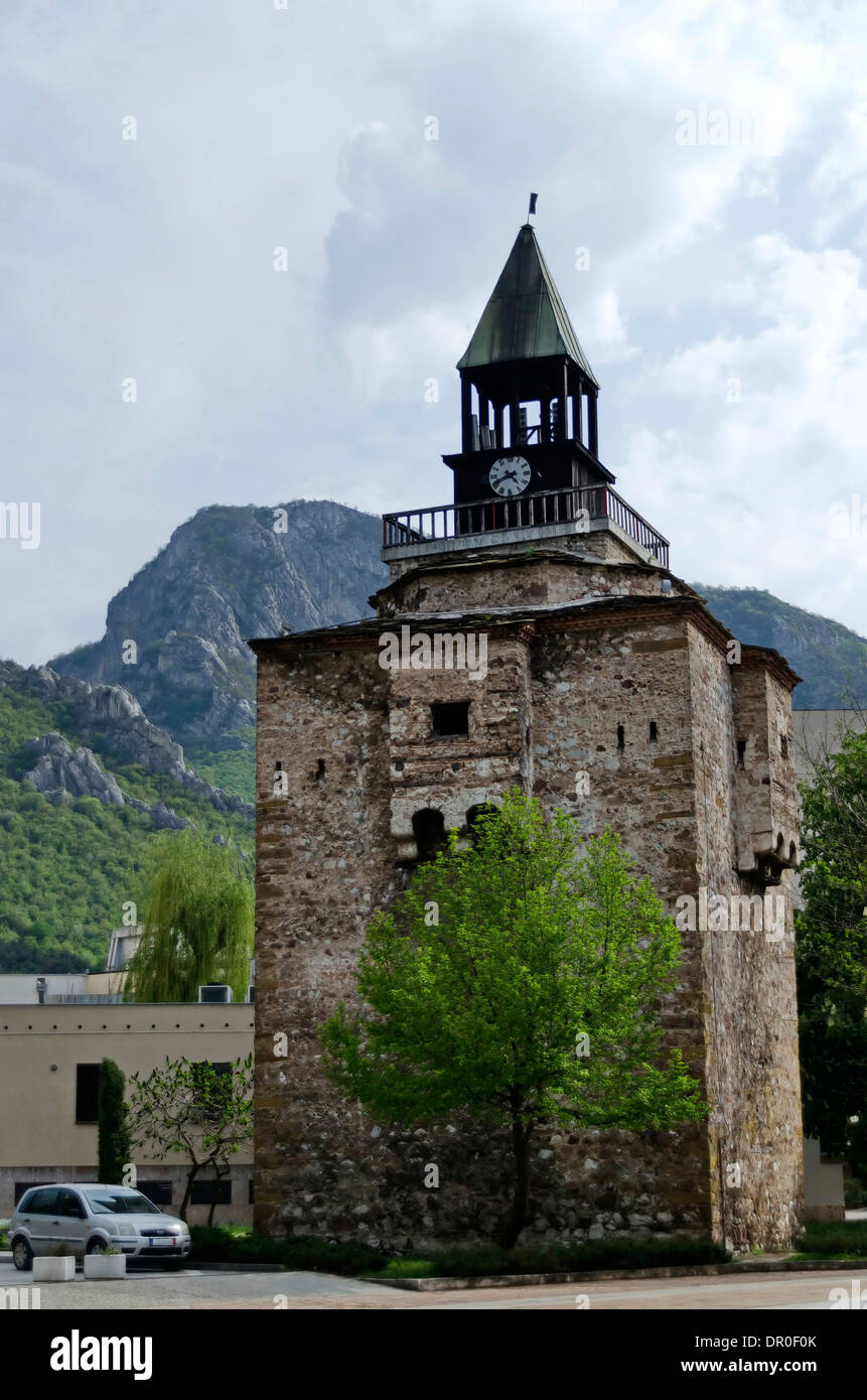 Antica torre di bellezza e città orologio, Vratza, Bulgaria Foto Stock