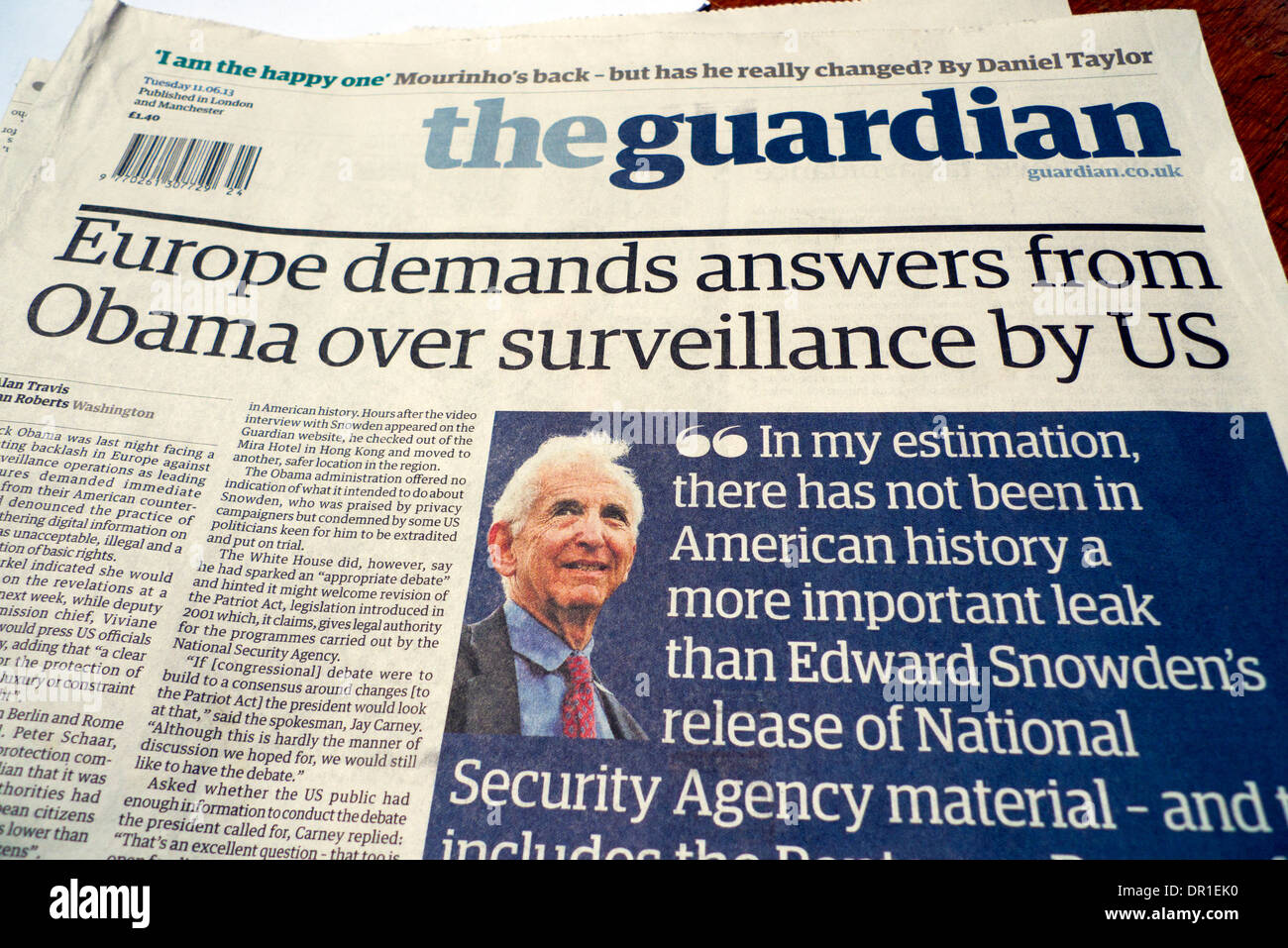 Guardian Newspaper NSA 'l'Europa chiede risposte da Obama sulla sorveglianza' Edward Snowden Daniel Ellsberg Londra UK 11th 11 giugno 2013 Foto Stock