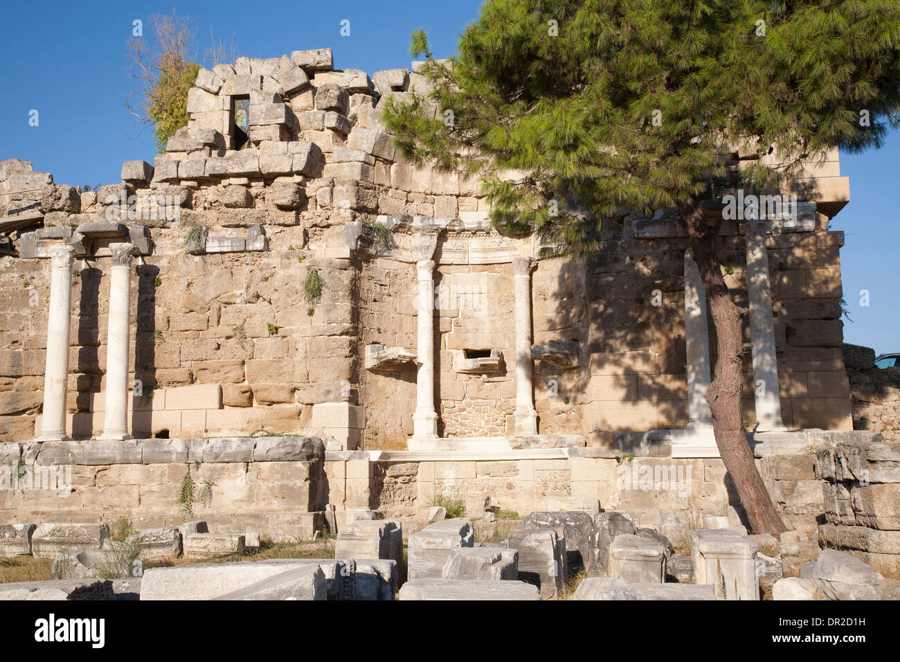 Fontana monumentale area archeologica, laterale costa mediterranea, Turchia, Asia Foto Stock