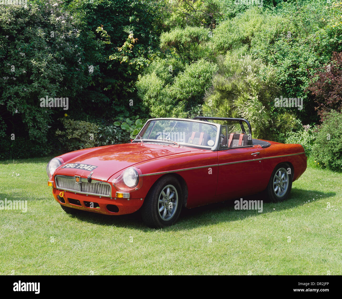 MG MGB 1964 - OPERE REPLICA rally auto rally WRC Classic Car racing Foto Stock