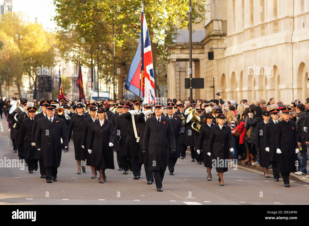 Giorno del Ricordo veterani parade durante un ricordo domenica cerimonia, Londra Inghilterra Regno Unito Regno Unito Foto Stock