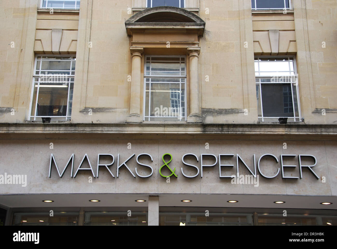 La Marks & Spencer negozio di fronte Bath Regno Unito Foto Stock