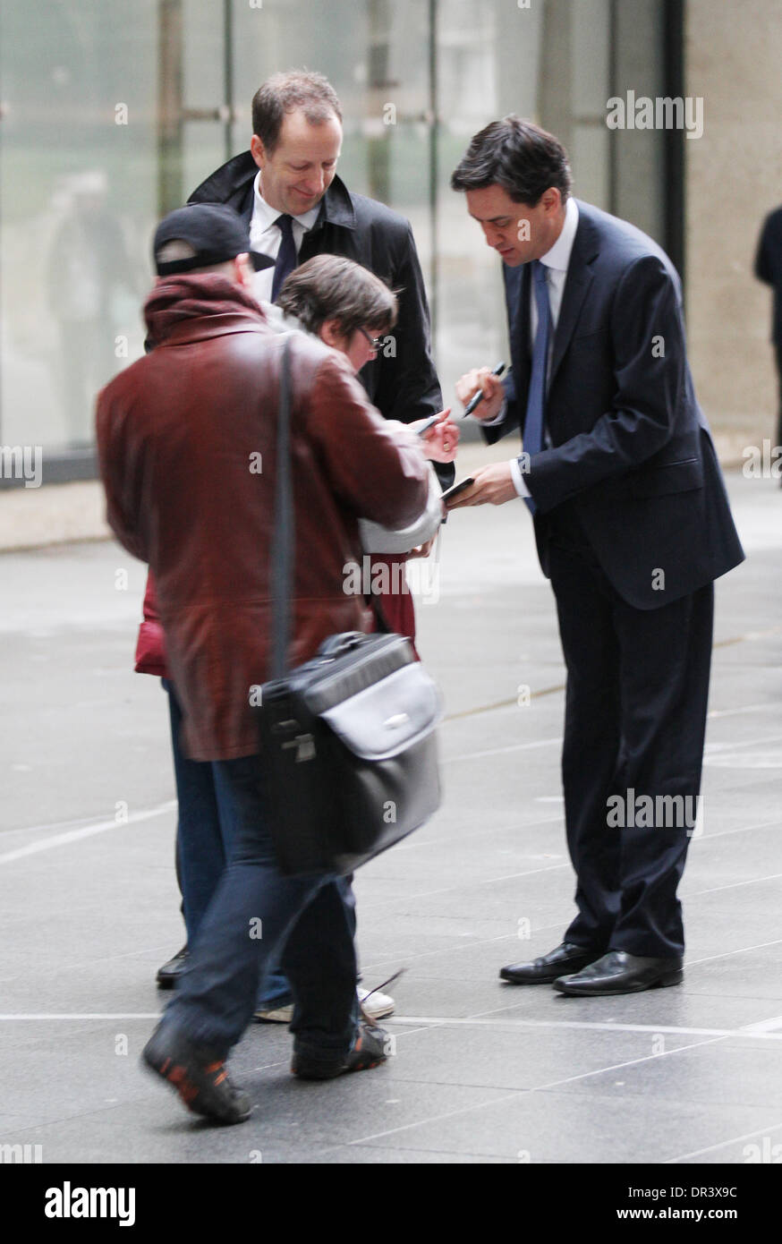 Londra, UK, 19 gennaio 2014. Ed Miliband, il lavoro politico del partito, attualmente il leader del partito laburista e leader dell'opposizione. visto presso il palazzo della BBC a Londra Credito: Simon Matthews/Alamy Live News Foto Stock