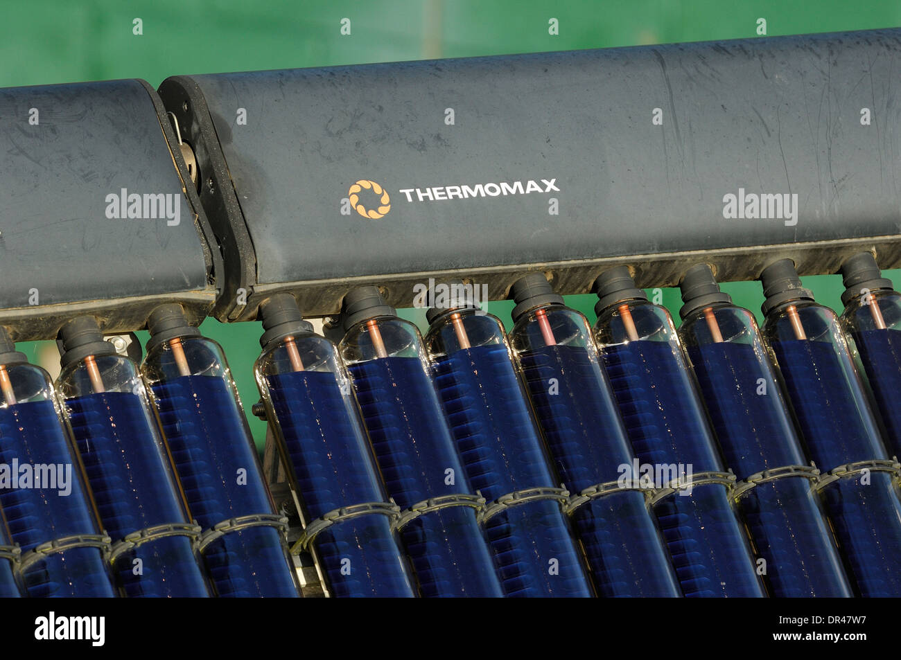 Riscaldamento di acqua solare apparecchiature mediante termo-max Foto Stock