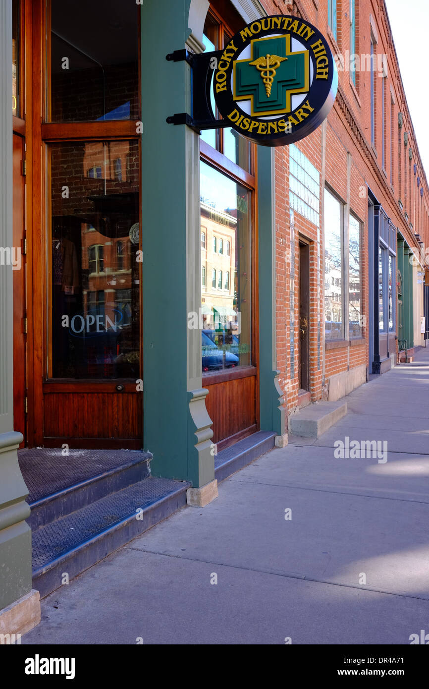 Montagna rocciosa alta per la marijuana medica nel dispensario di Denver, Colorado. Foto Stock