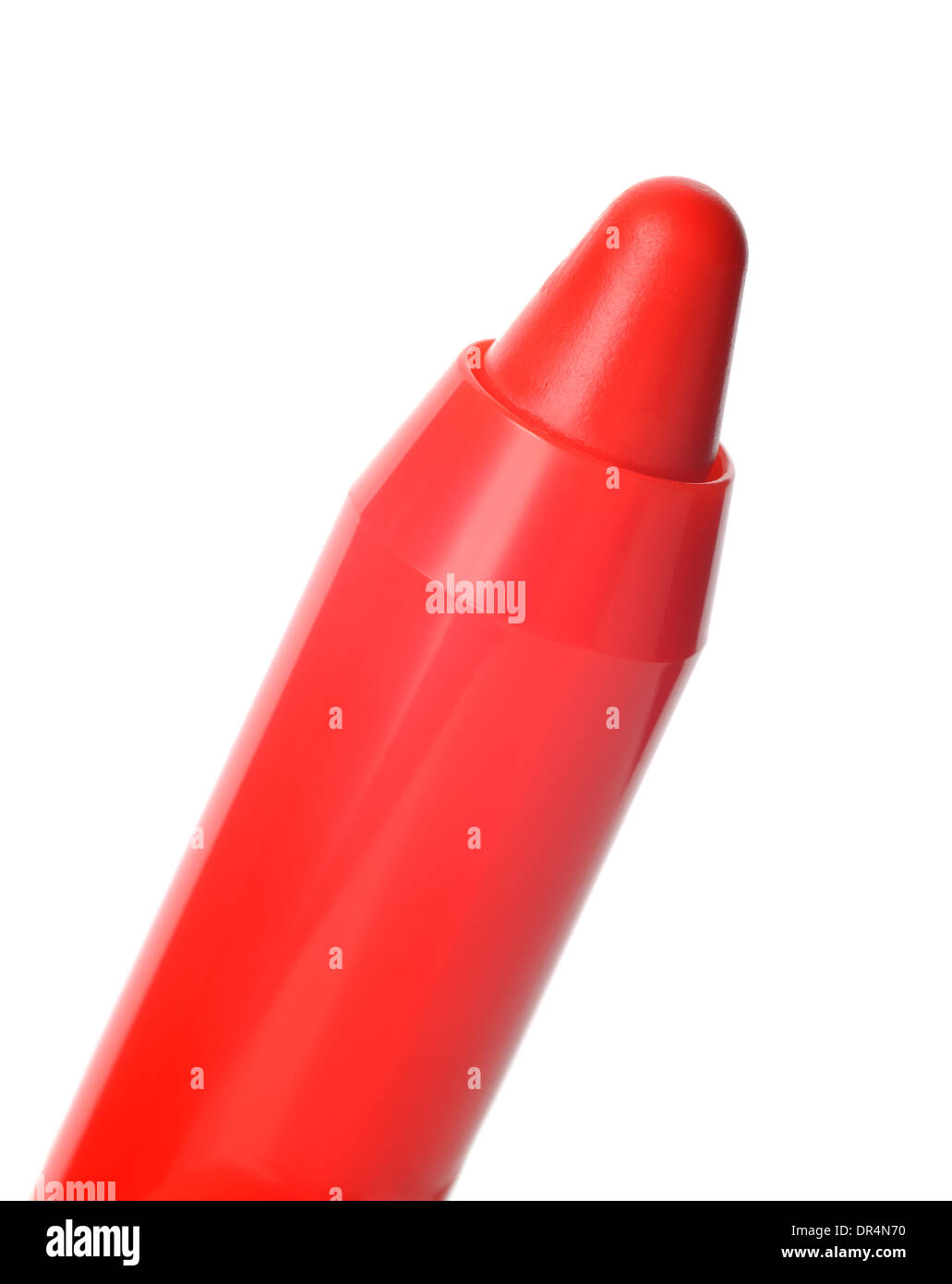 Close-up di red chubby stick su sfondo bianco. Labbro idratante balsamo di colore in un gessetto. Foto Stock