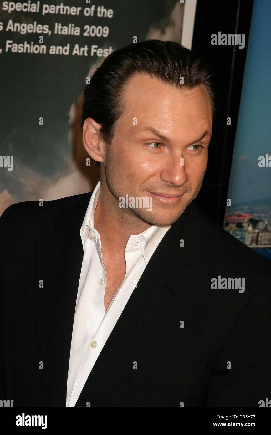 Ho14136CHW.4TH LOS ANGELES ITALIA - FILM, MODA E ART FESTIVAL APERTURA cerimonia di notte e schermatura .Cinese Mann 6 teatri, Hollywood, CA .15/02/09.Christian Slater .foto: CLINTON H. WALLACE-PHOTOMUNDO GLOBO FOTO INC.(Immagine di credito: © Clinton Wallace/Globe foto/ZUMAPRESS.com) Foto Stock