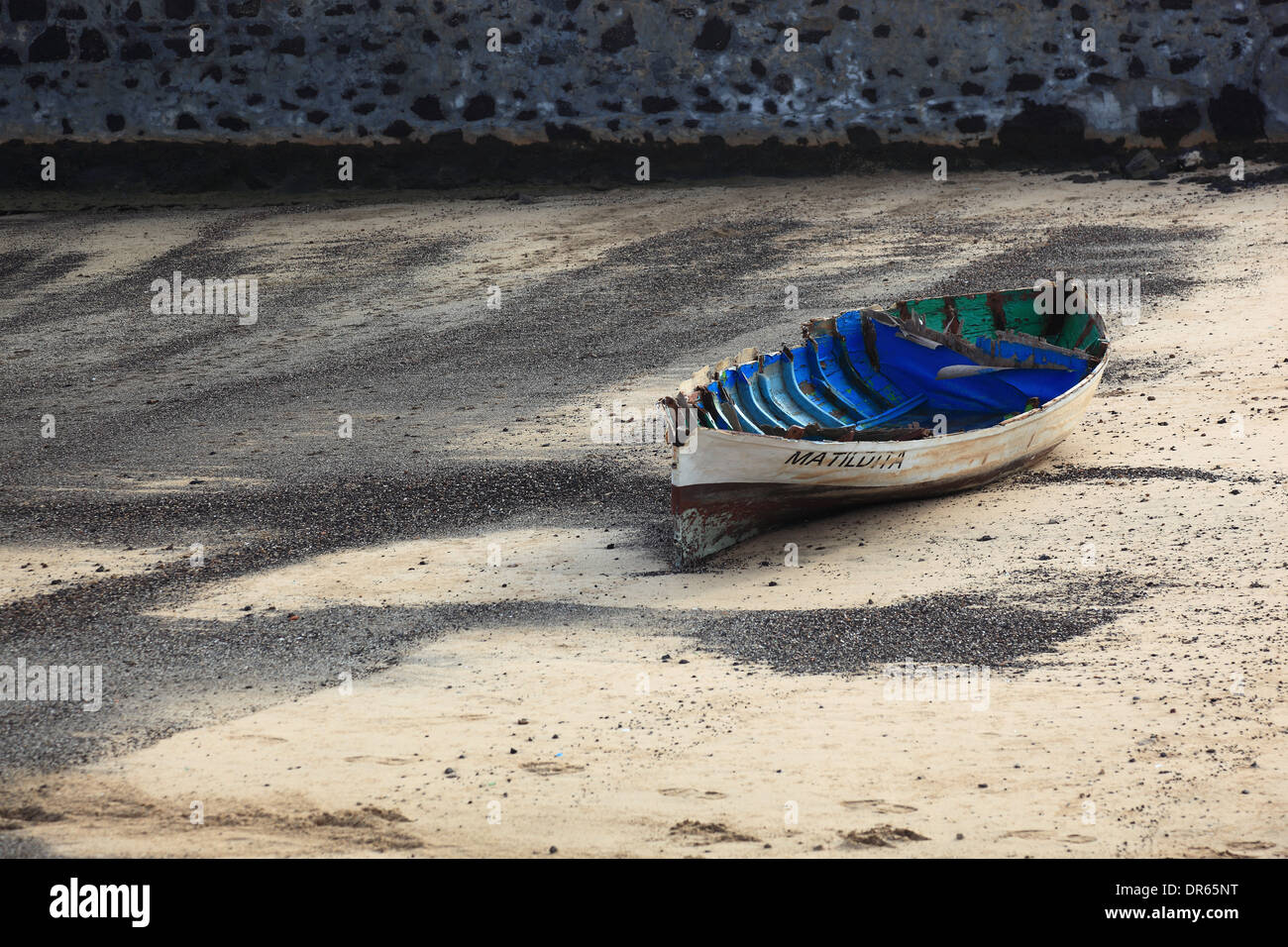 I resti di una barca da pesca, Isla de San Gabriel, Arrecife, Lanzarote, Isole Canarie, Canarie, Spagna Foto Stock