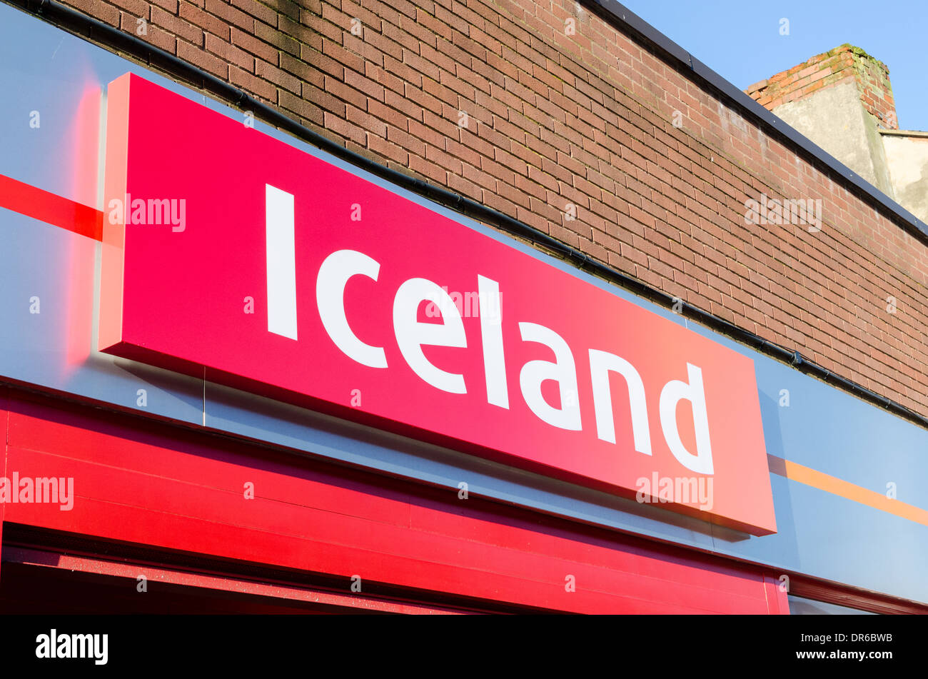 In Islanda il negozio di alimentari segno sopra la parte anteriore del negozio Foto Stock