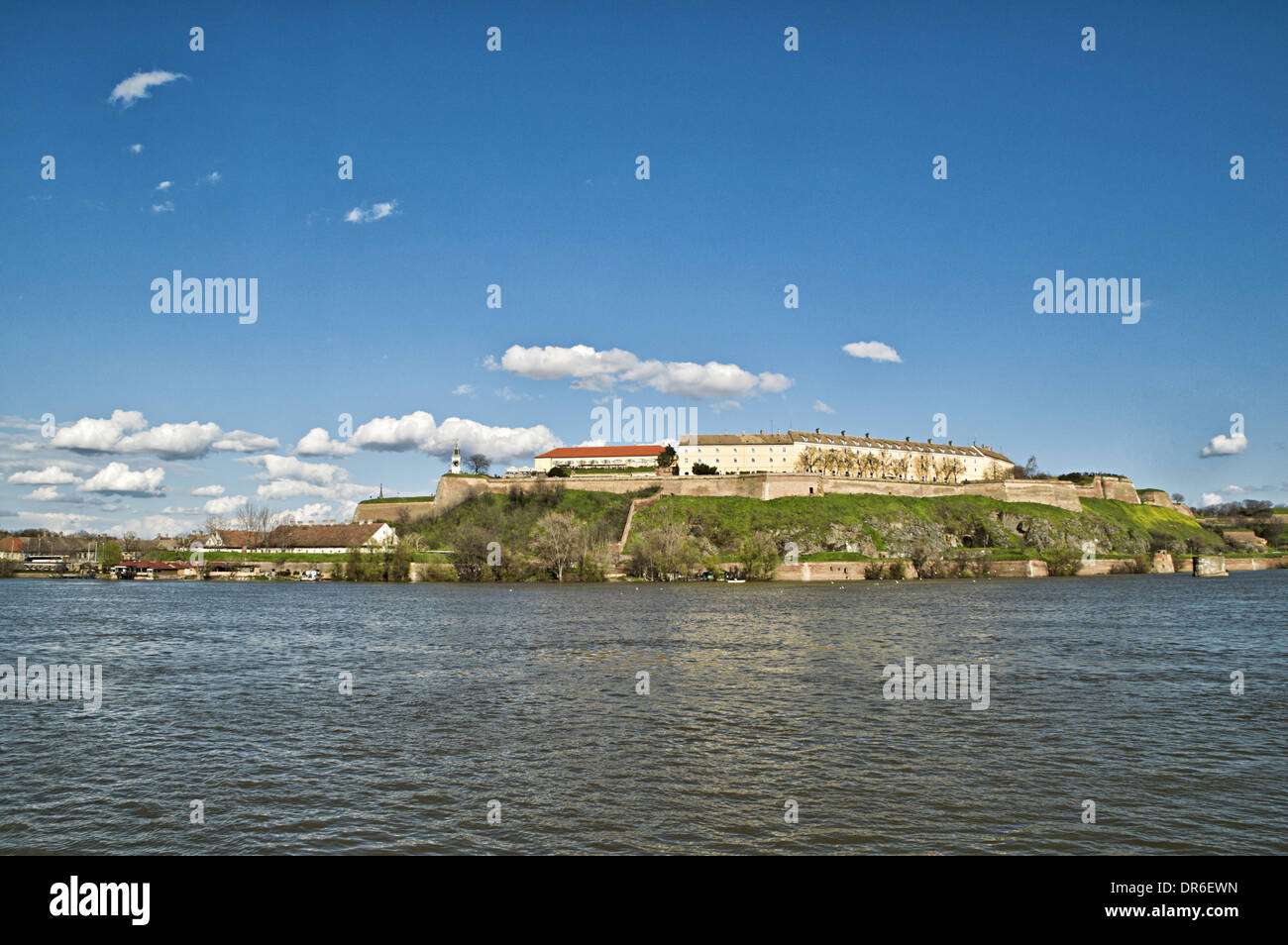 Petrovaradin Fortress in città serbe di Novi Sad. Foto Stock