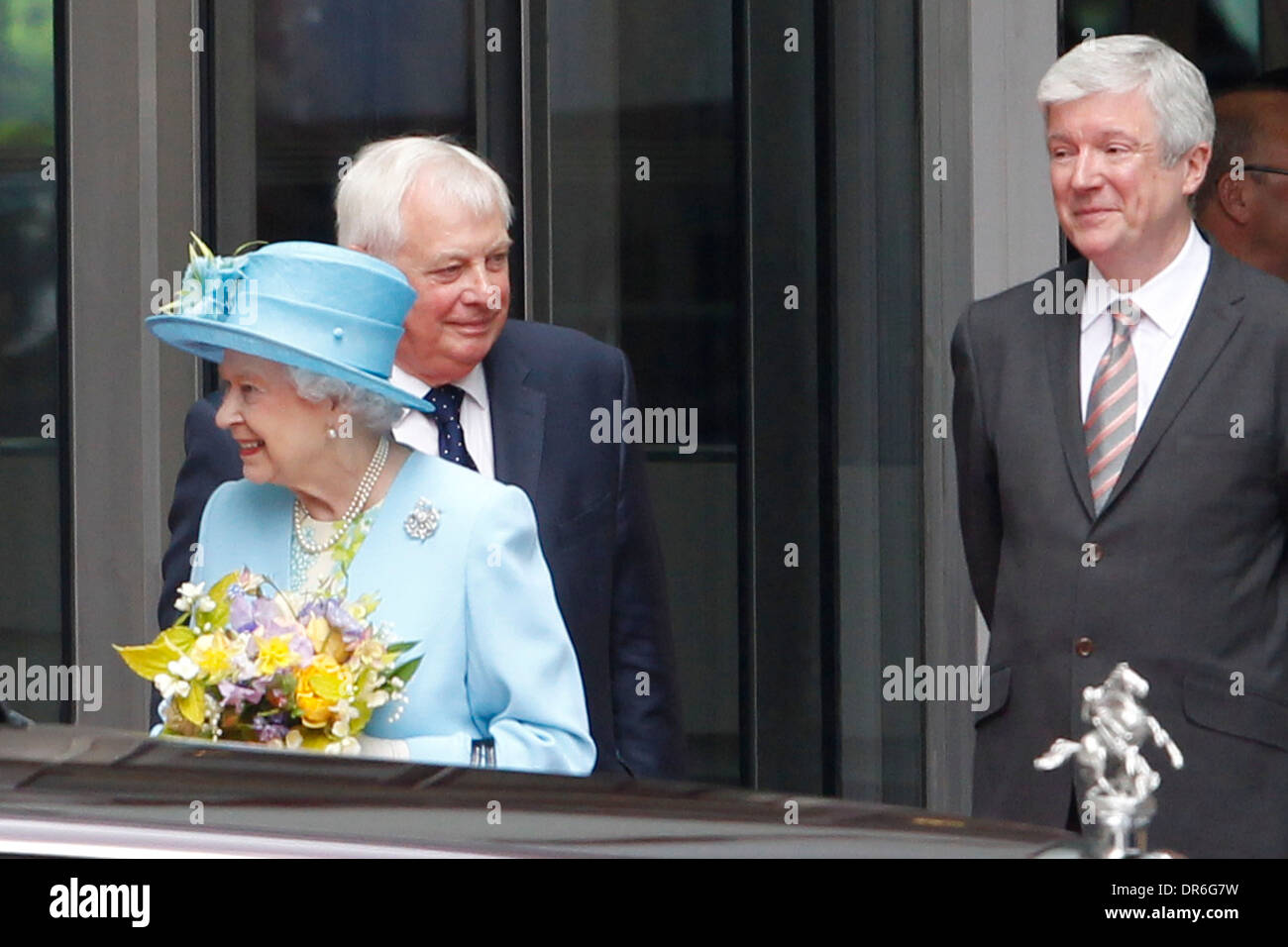 La Gran Bretagna è la Regina Elisabetta II visita BBC Foto Stock