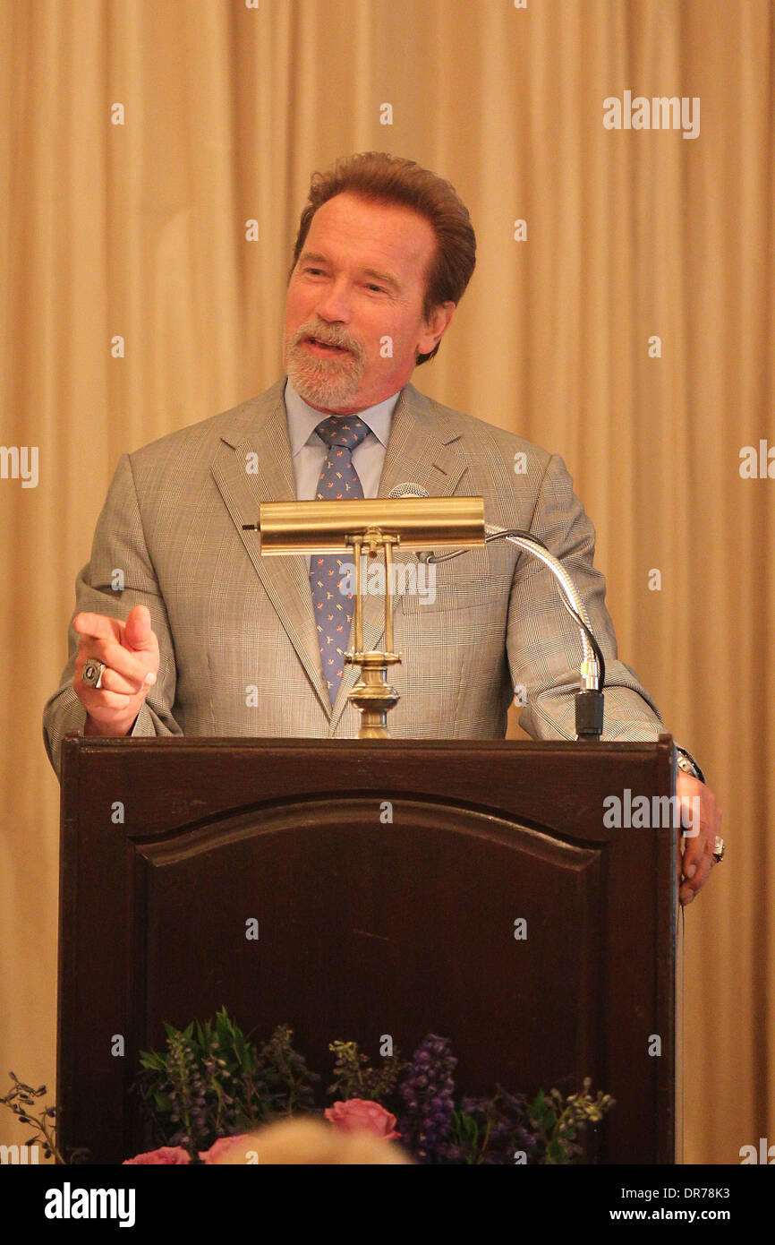 Arnold Schwarzenegger "celebrazione della vita' onorare Fitness Icona Pubblicazione Robert "Bob" Kennedy presso la Casa Del Mar Hotel Santa Monica, California - 10.06.12 Foto Stock