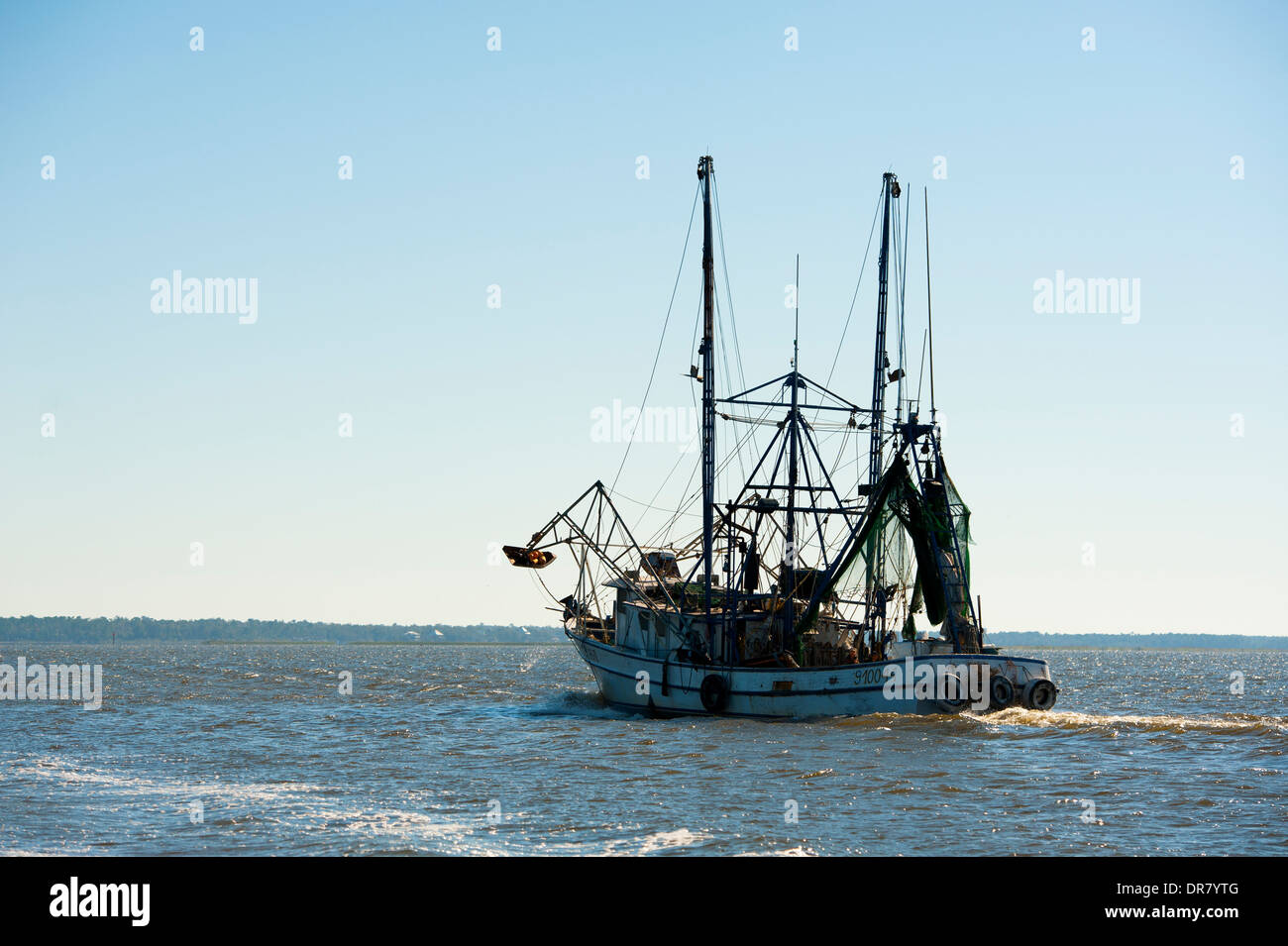 Stati Uniti Mississippi MS Golfo del Messico barca da gamberetti di uscire in mare dopo la BP fuoriuscite di olio Foto Stock