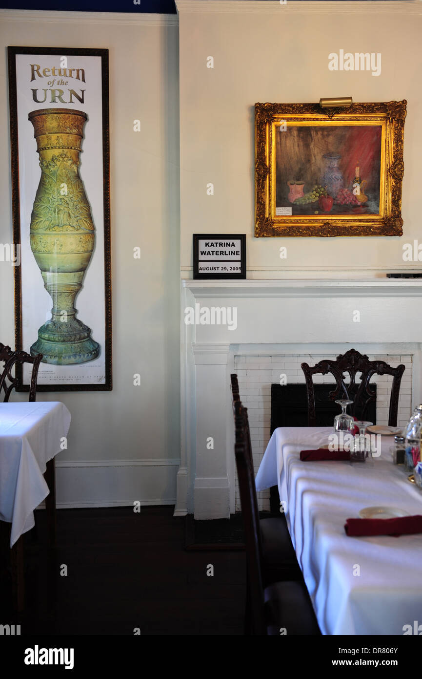 Stati Uniti Mississippi MS Biloxi ristoranti Maria Mahoney all'interno di una sala da pranzo seafood Tom Clancey Foto Stock