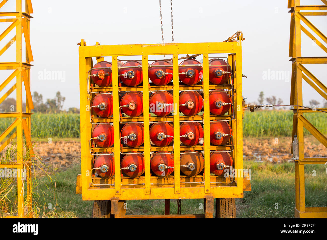 L'impianto di produzione di biogas a Muni Seva Ashram in Goraj, nei pressi di Vadodara, India, Foto Stock