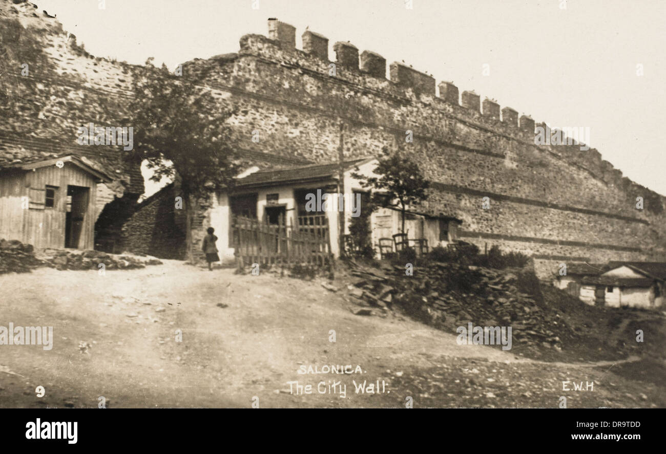 Le mura della città a Salonicco Foto Stock