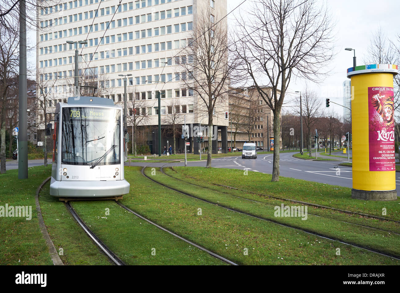 Il Tram, Dusseldorf, Germania. Foto Stock